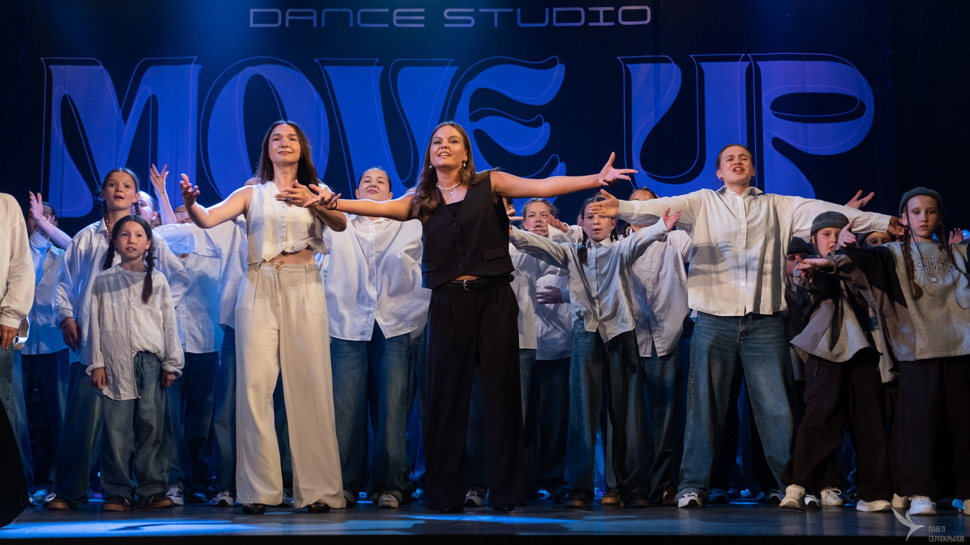 Отчётный концерт танцевальной студии «MOVE UP. Репортажный фотограф в Казани Павел Серпокрылов