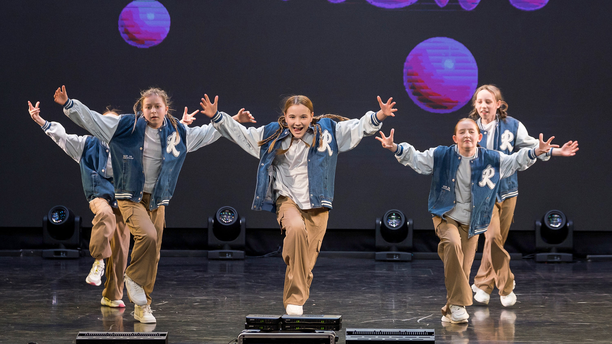 Живи танцуя 17 мая. Репортажный фотограф в Казани Павел Серпокрылов