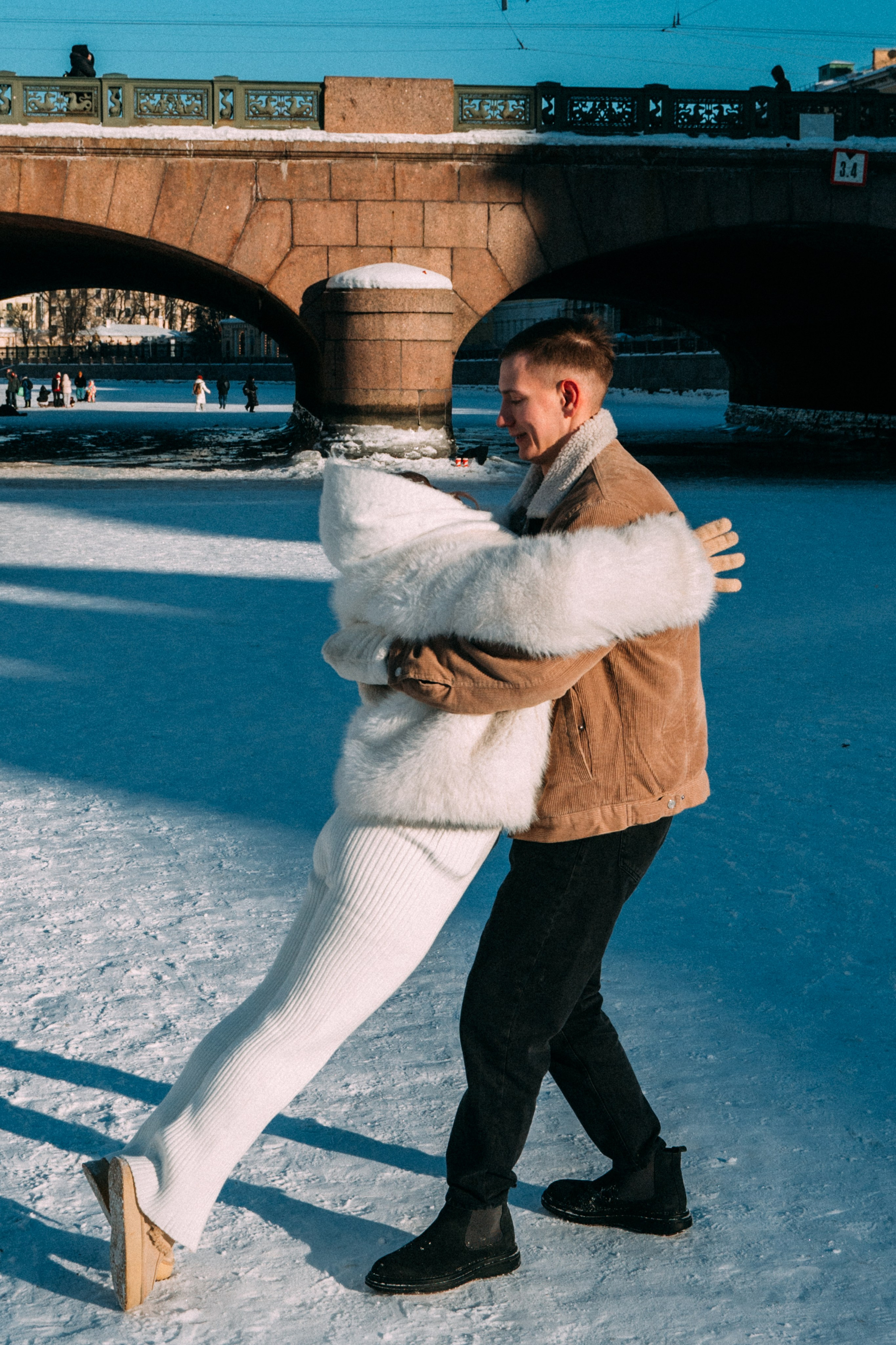 Лавстори на льду по рекам и каналам Санкт-Петербурга