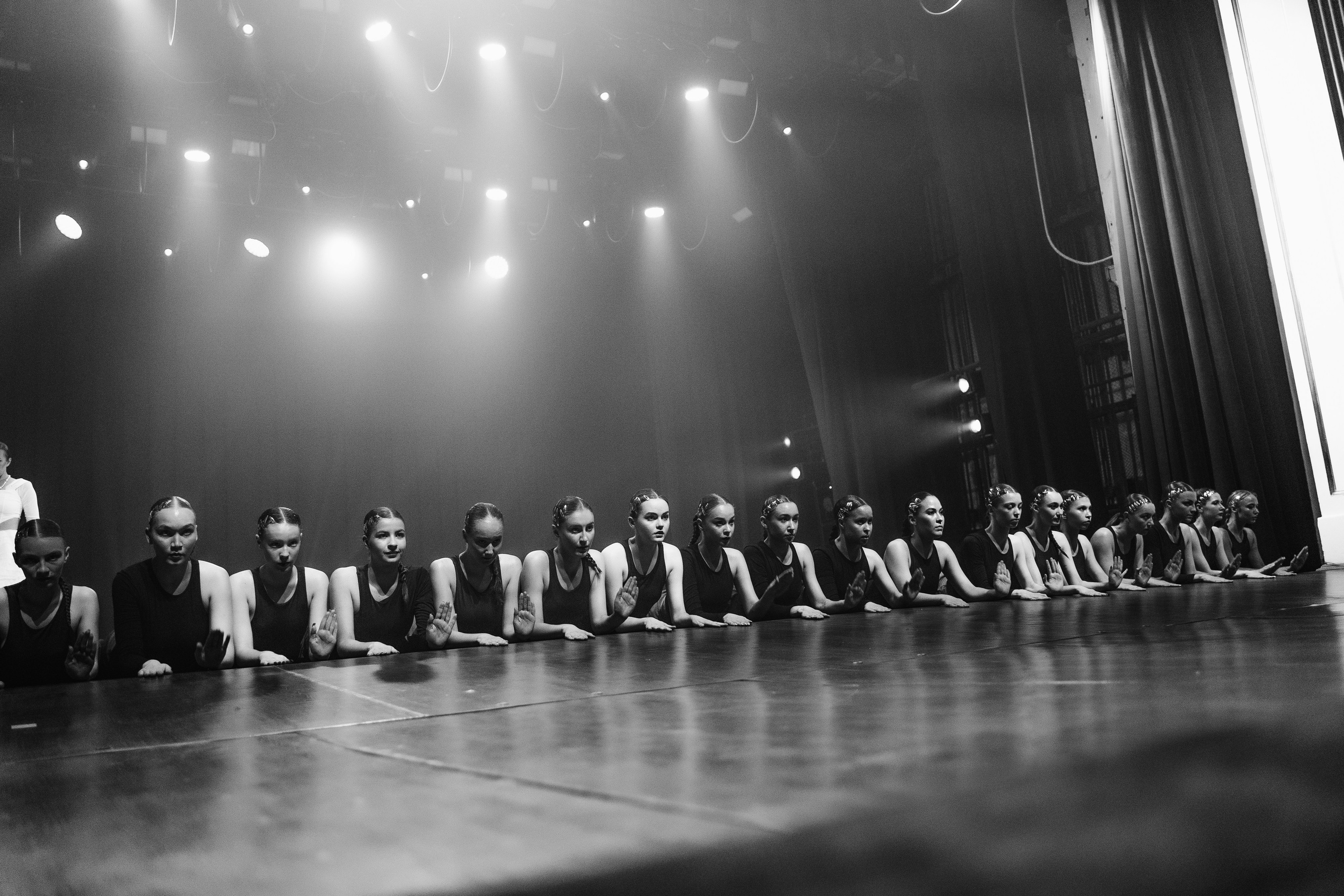 Спектакль «Песнь сирен». Главная