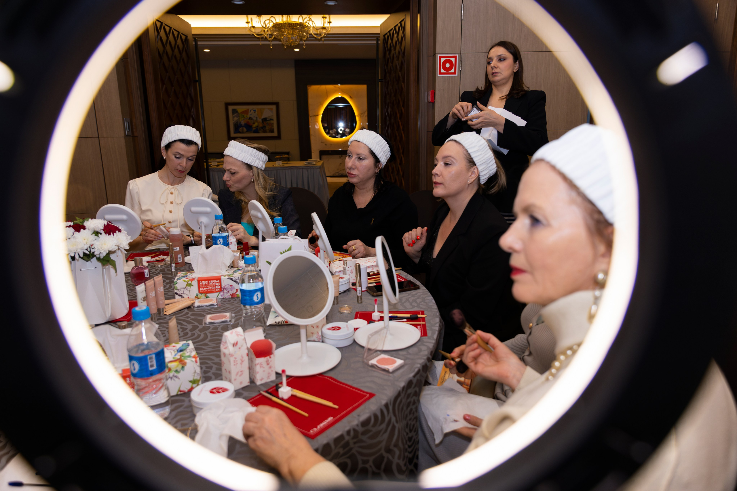 Мастер-класс от бренда Clarins. Олег Катакинов| Репортажный фотограф в городе у моря (Владивосток)