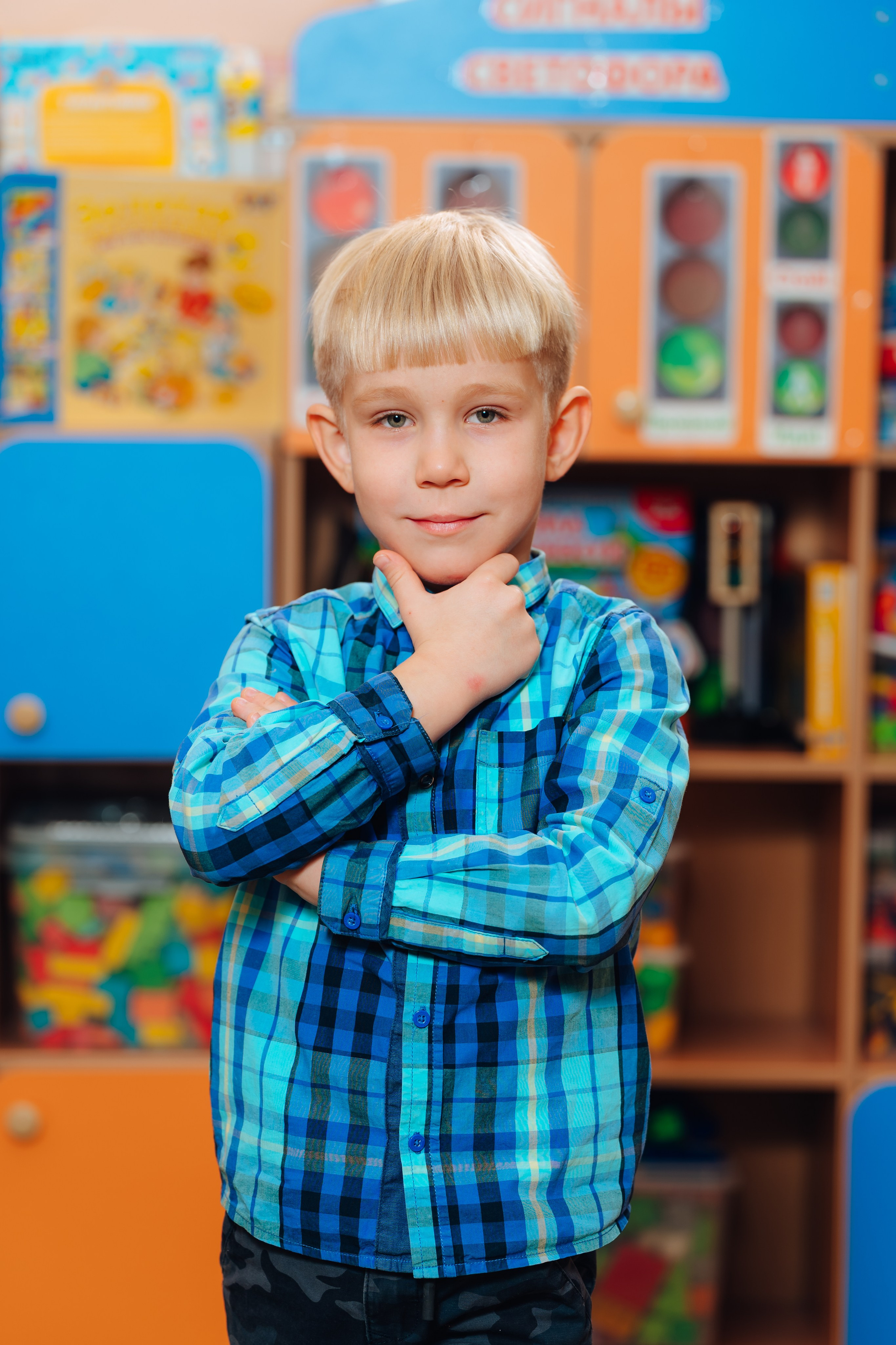 Портреты в интерьере группы. Детский и семейный фотограф Катерина Мишина