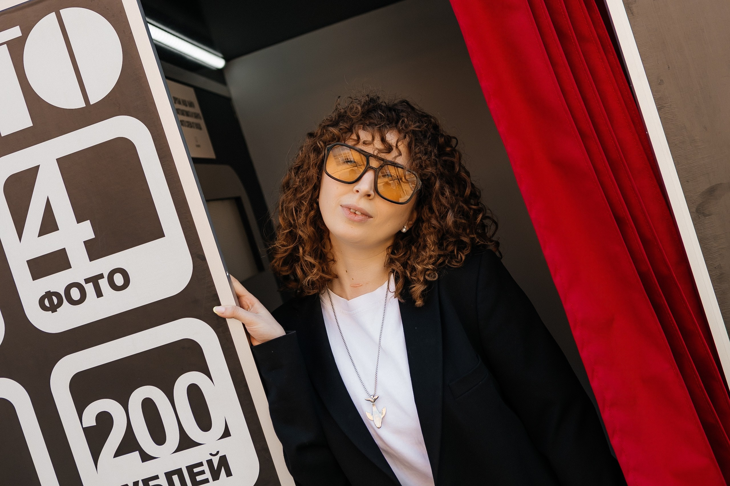 Street съемка. Александра. Ведущая. Репортажный и свадебный фотограф в Санкт-Петербурге Романов Вадим