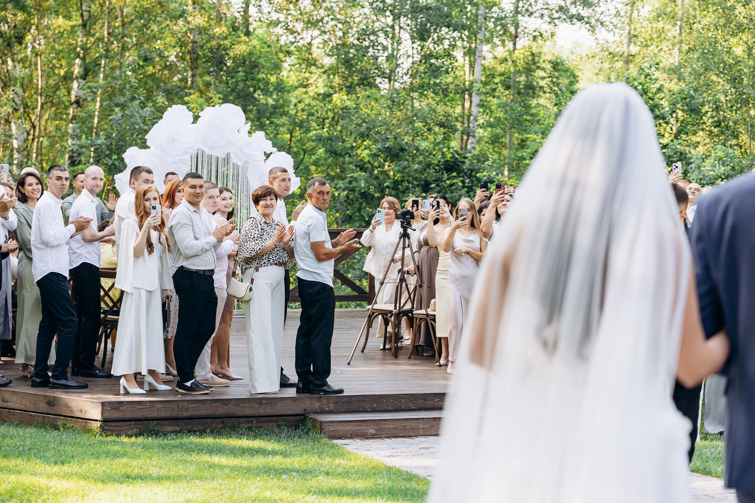 банкетный зал Веранда Лес. Где провести выездную регистрацию в Казани