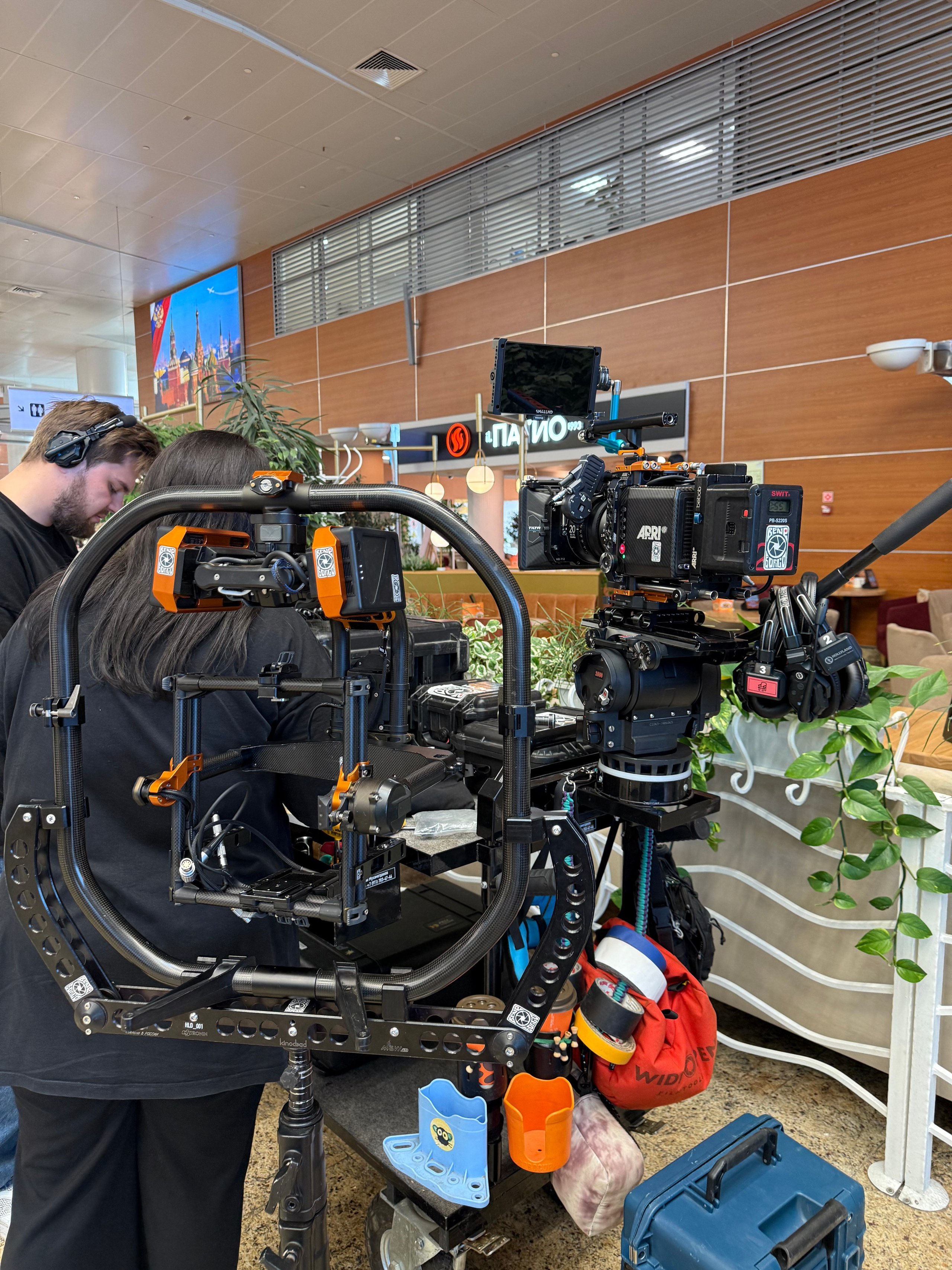 BACKSTAGE GALLERY. «MAK FLAME»