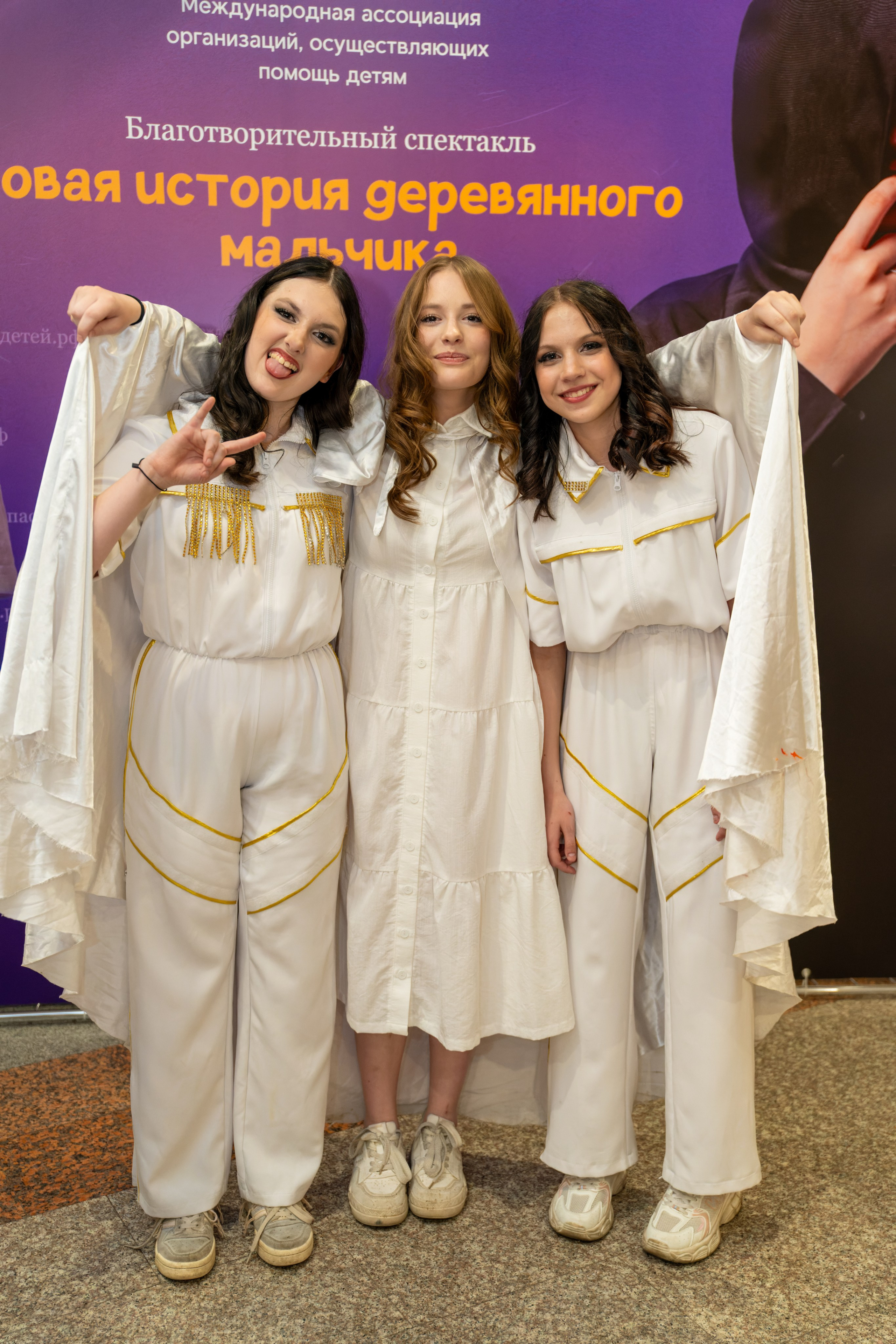 Съёмка благотворительного спектакля «Новая история деревянного мальчика». «Студия DRONAVT`s» — видеосъёмка и фотография г. Москва