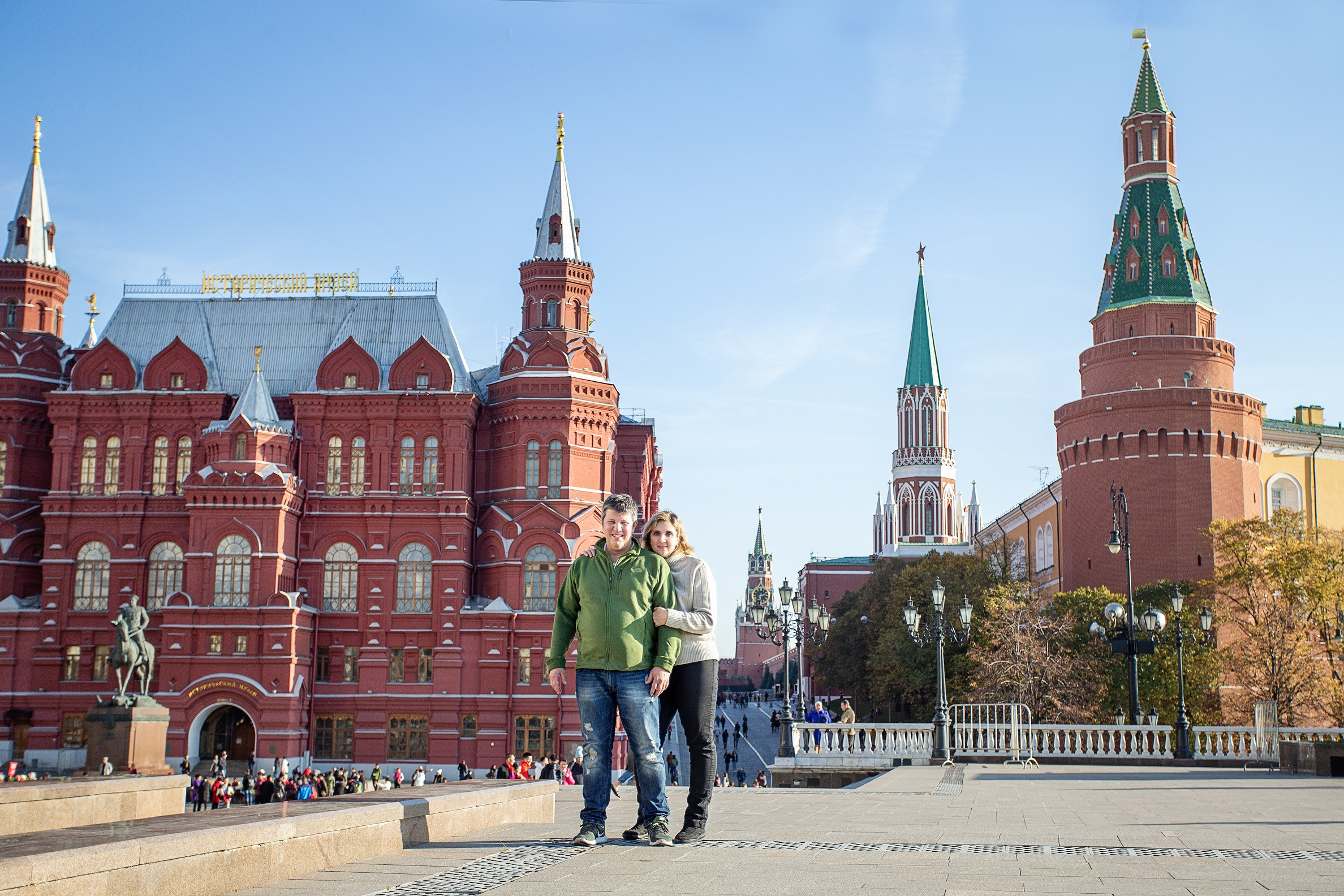 Travel photographer in Moscow Russia Lena Menshova. Портретный и event фотограф конференций, форумов, семинаров, Москва