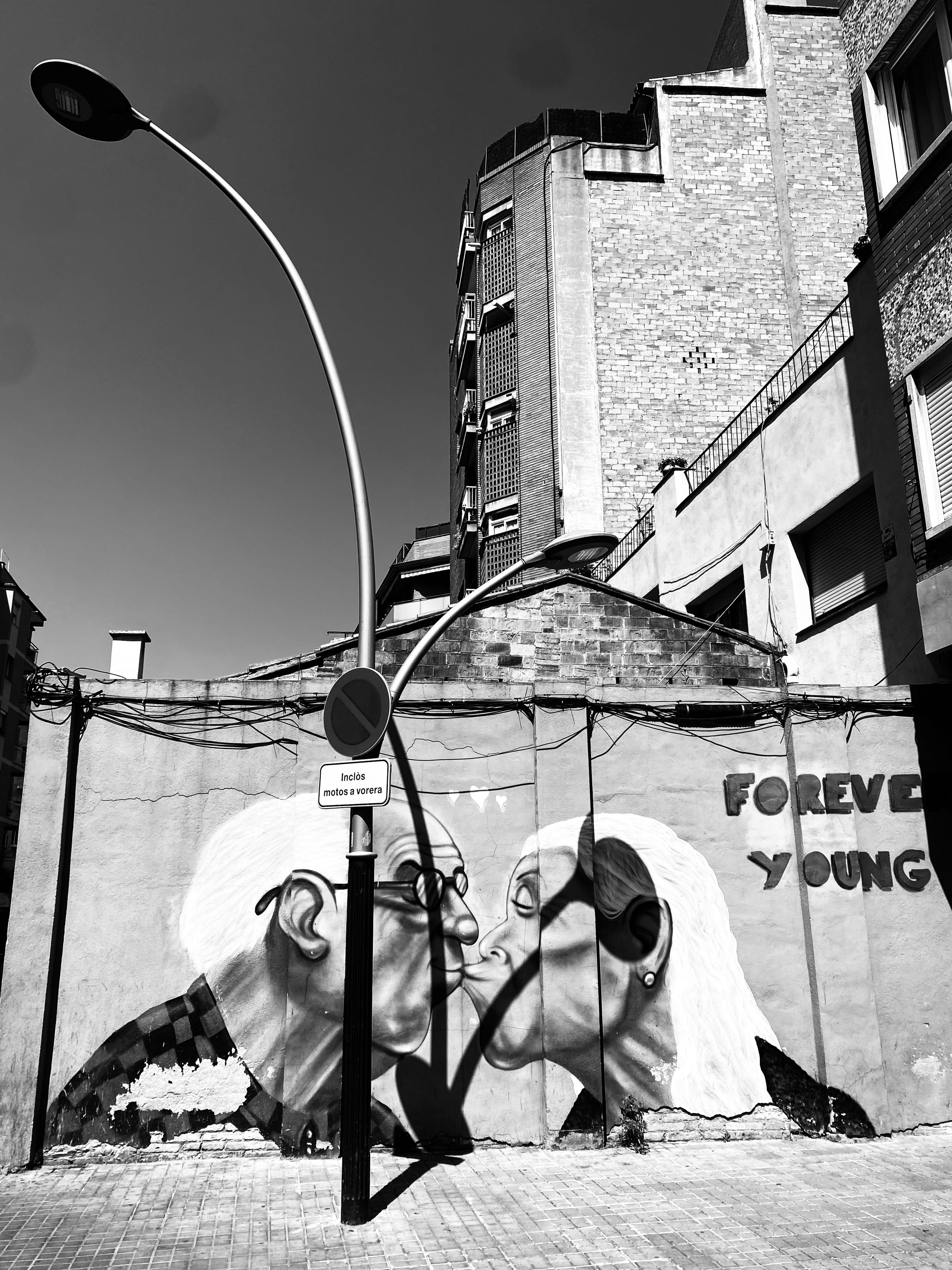 Жанровая фотография. Nastya Marchenko — based in Moscow Art and Documentary photographer. Works with memory, revelation, vulnerability & human states worldwide