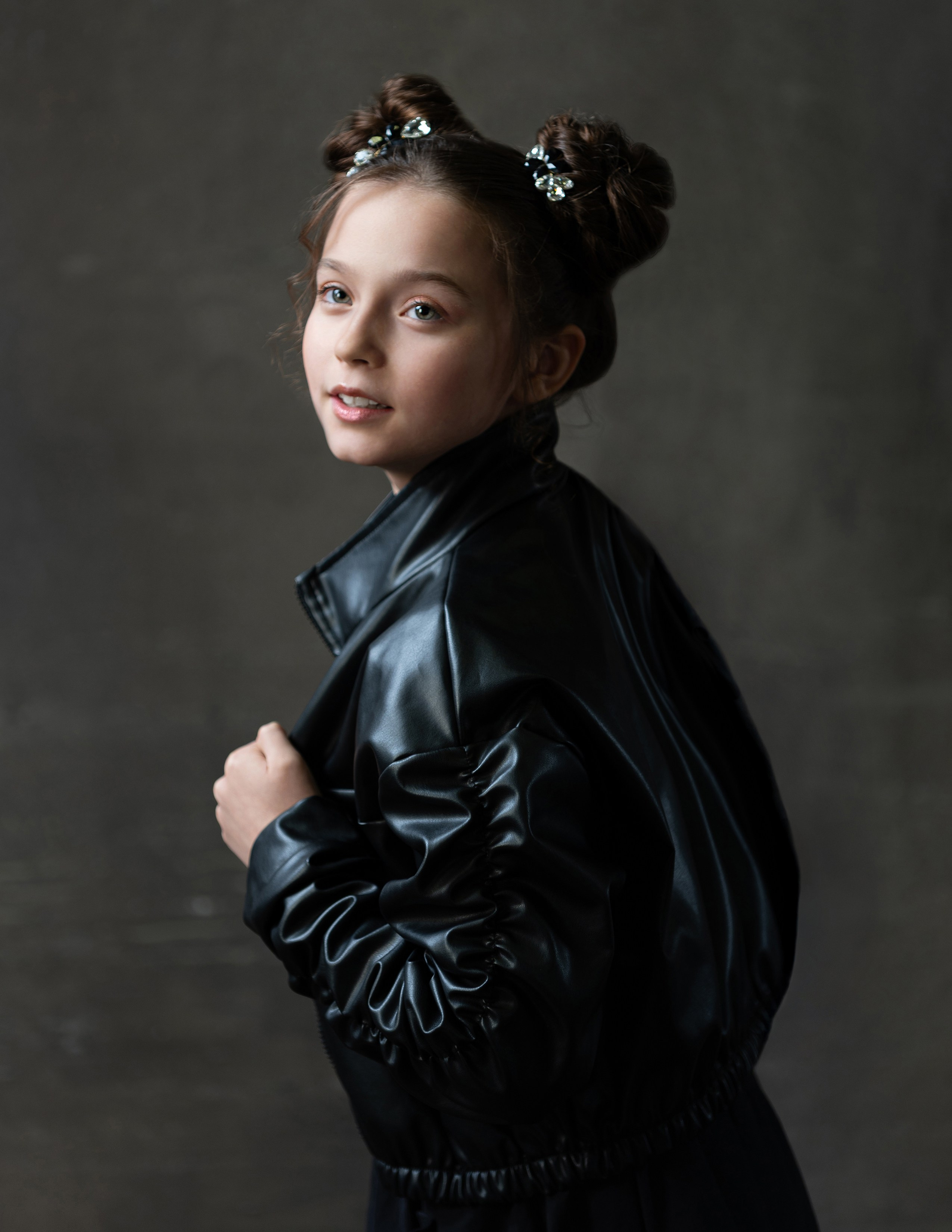 Фотодни «В ЧЁРНОМ» в рамках проекта «В ГЛЯНЕЦ!». Портретный фотограф в Москве Артем Венглинский