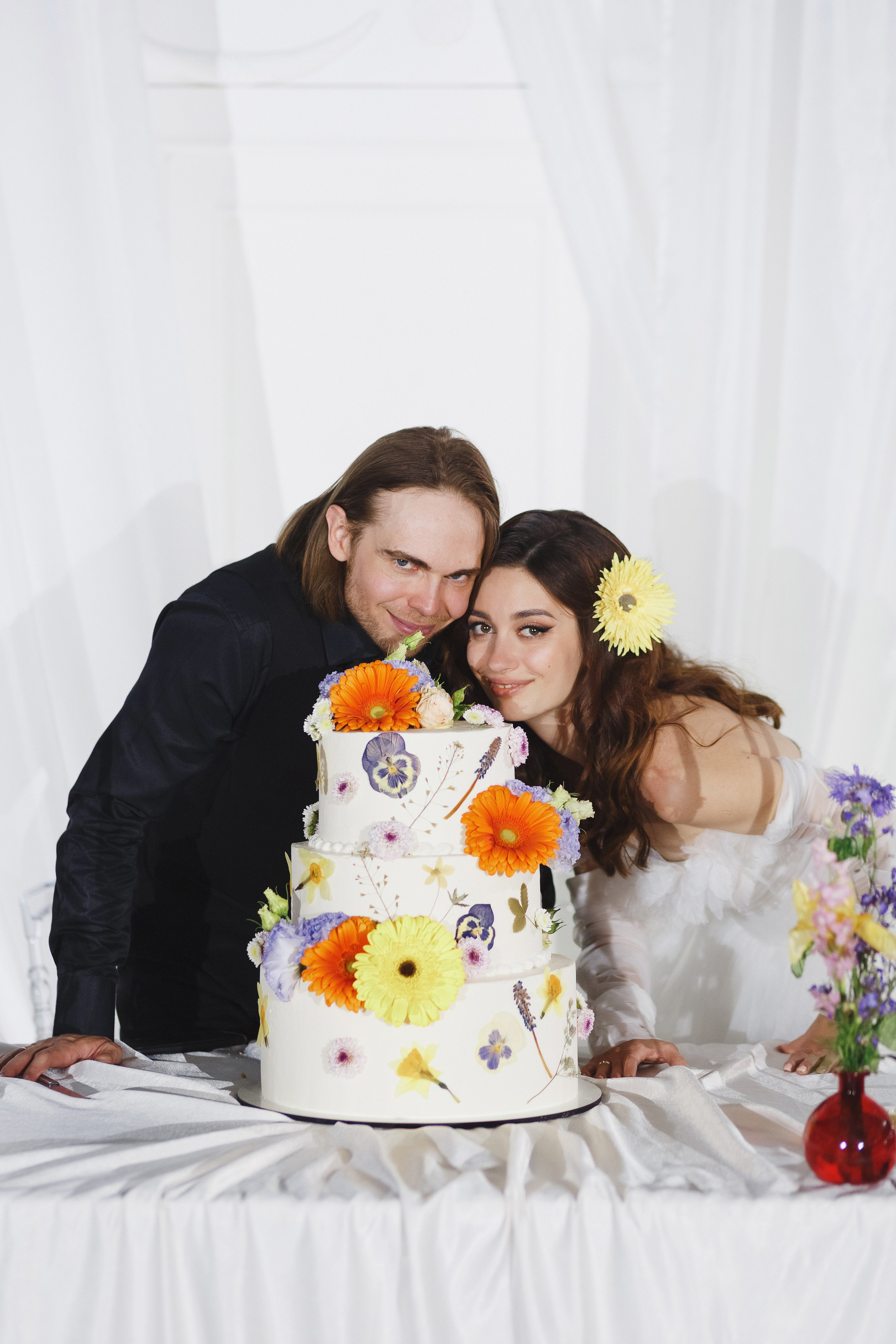 Свадебная фотосессия Михаила и Валерии на Чеховской набережной. Свадебный и семейный фотограф в Таганроге Бакарюк Антон