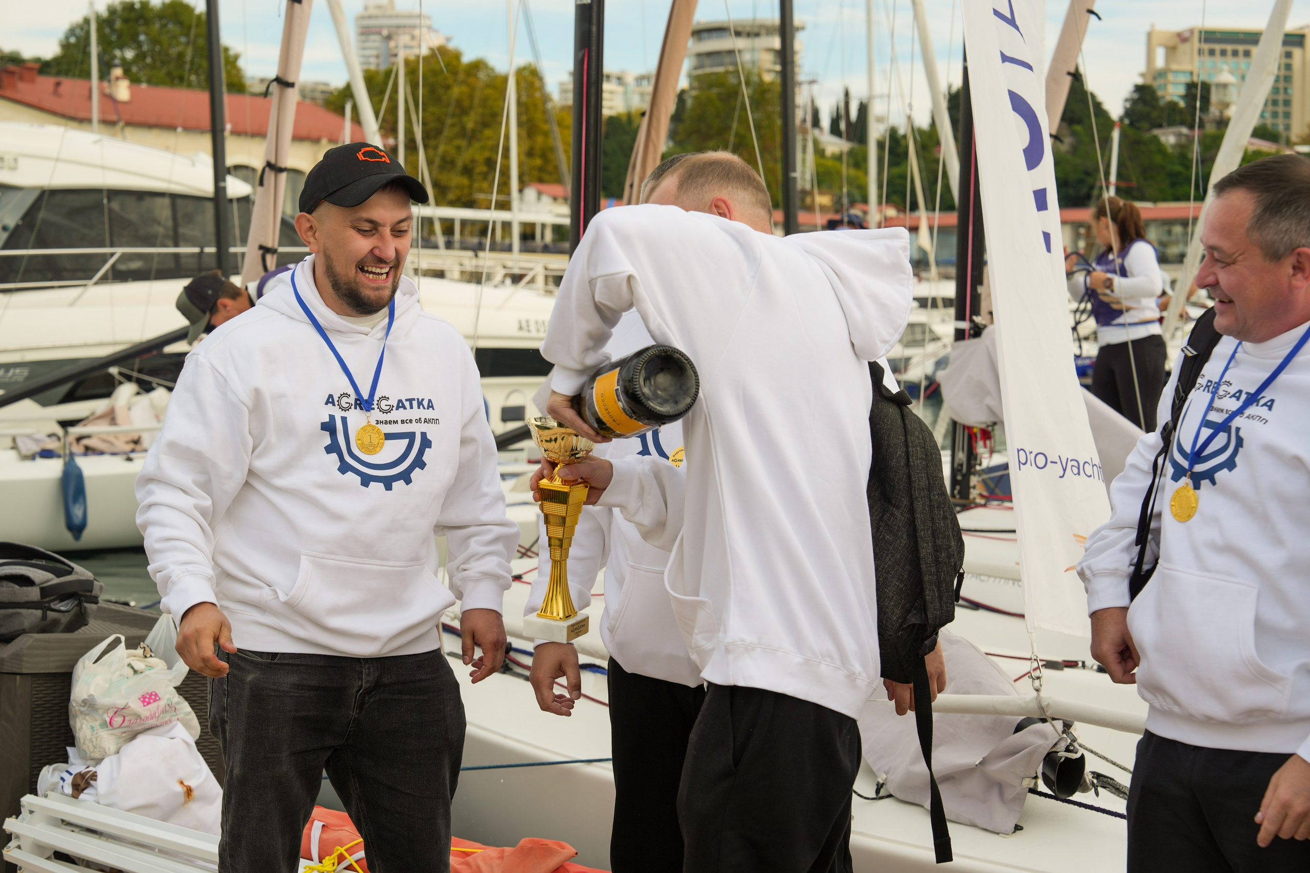 Яхтенная регата для компании Агрегатка. Репортажный фотограф в Красной Поляне и Сочи Павлюченко Екатерина