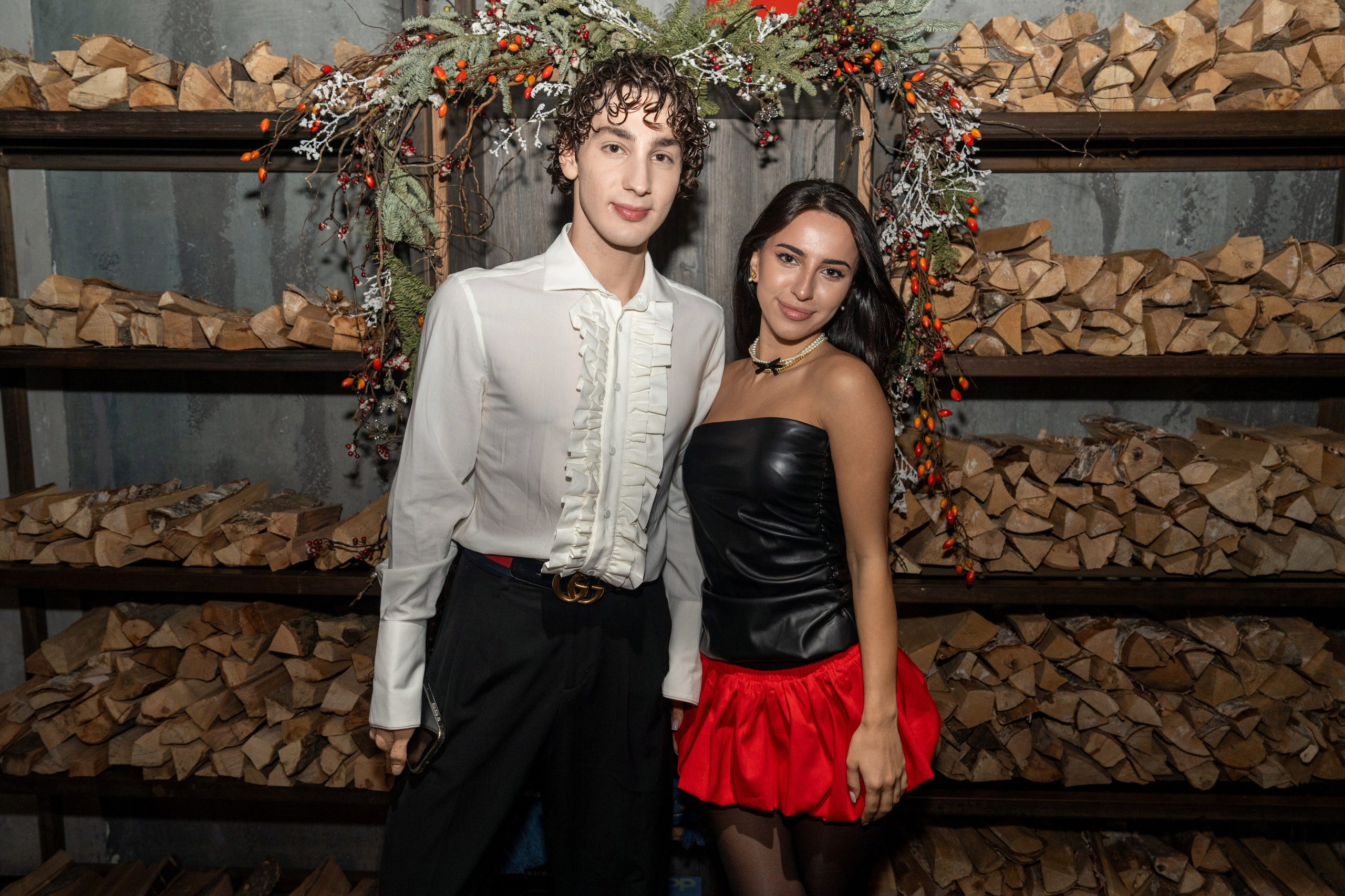 Новый год 2025 в ресторане Сахалин. Репортажный фотограф в Красной Поляне и Сочи Павлюченко Екатерина