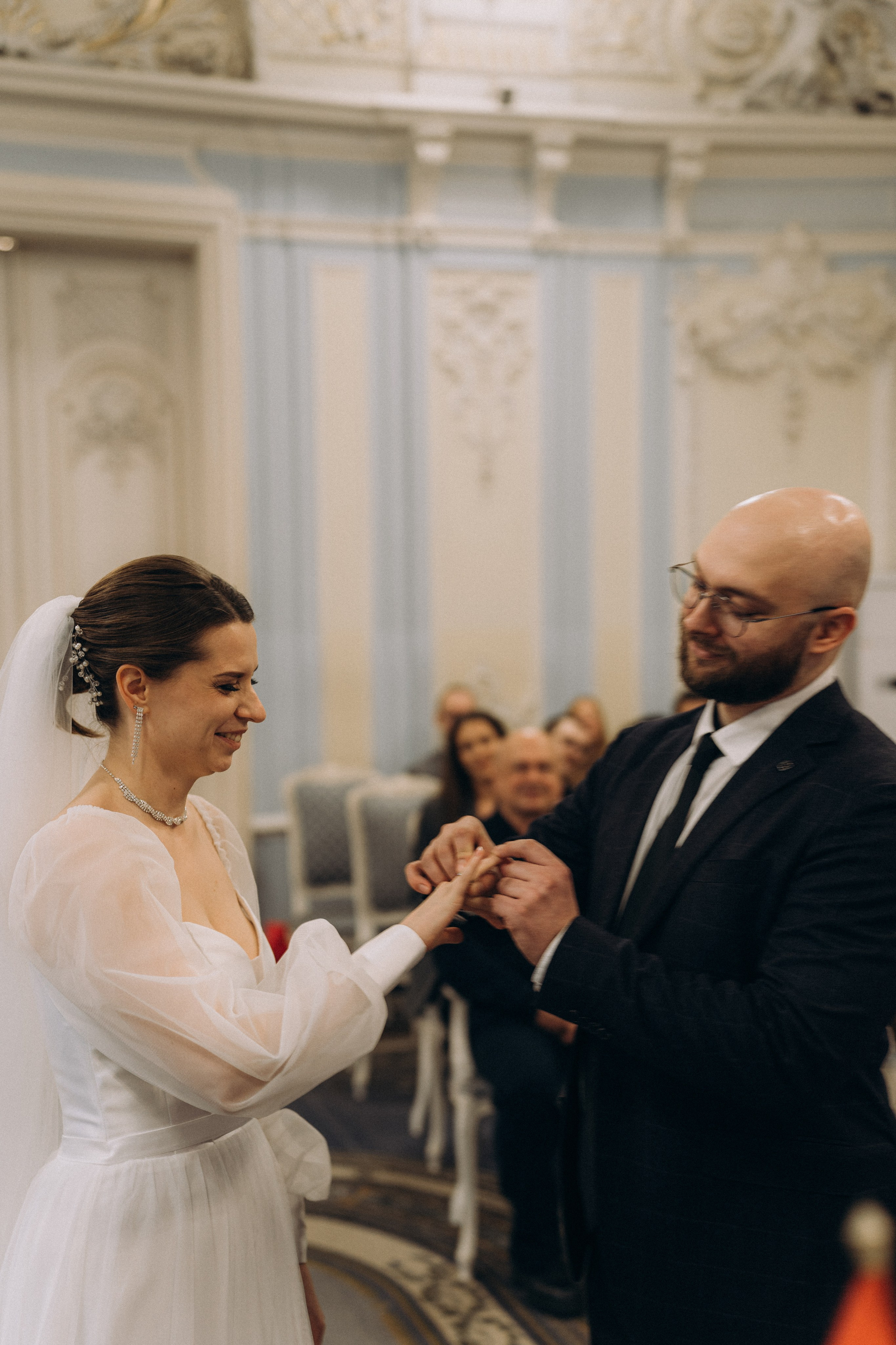 СВАДЕБНАЯ СЬЕМКА ВО ВТОРОМ ДВОРЦЕ (ДЕКАБРЬ) ТАКЖЕ СЬЕМКА В СТУДИИ НА ЧЕРНЫШЕВСКОЙ. Профессиональный фотограф, Санкт-Петербург — Виктория Богомолова