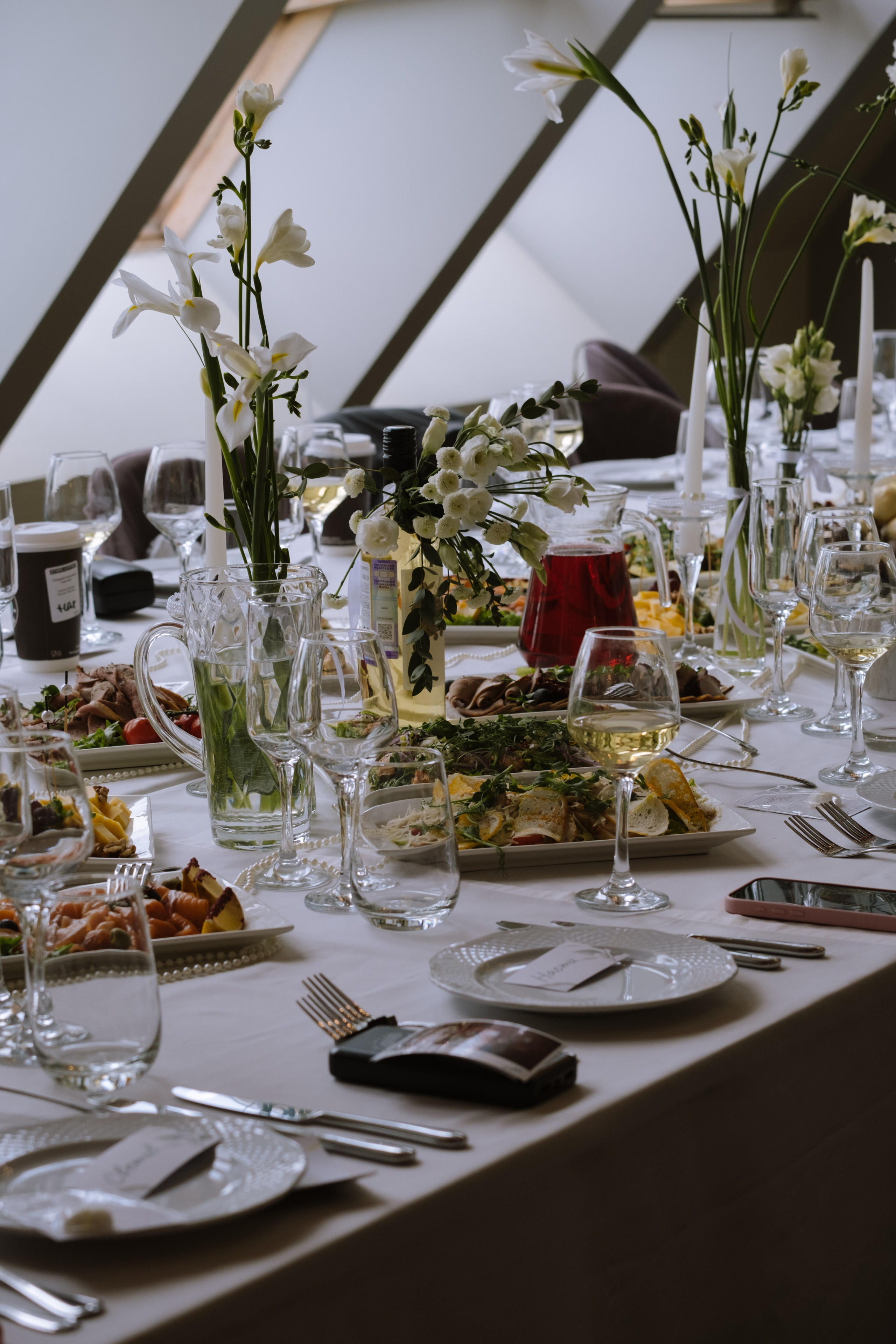 СВАДЕБНЫЙ БАНКЕТ НА ВЛАДИМИРСКОЙ В САНКТ-ПЕТЕРБУРГЕ (КАМЕРНАЯ СВАДЬБА). Профессиональный фотограф, Санкт-Петербург — Виктория Богомолова