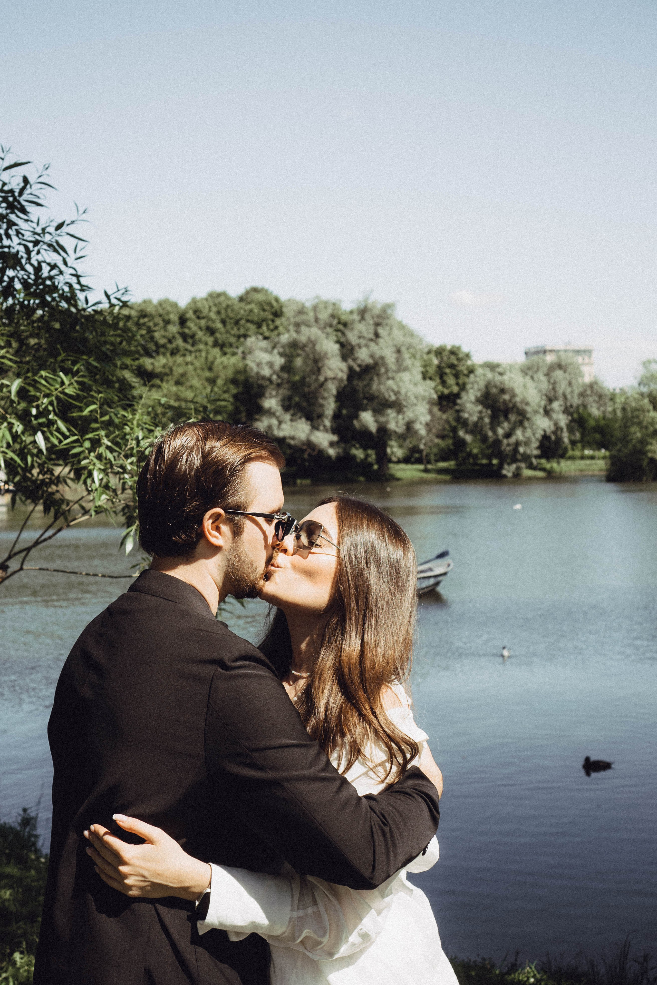 СВАДЕБНАЯ СЬЕМКА В ПАРКЕ ПОБЕДЫ И ПРОГУЛКА ПО МОСКОВСКОМУ ПРОСПЕКТУ. Профессиональный фотограф, Санкт-Петербург — Виктория Богомолова