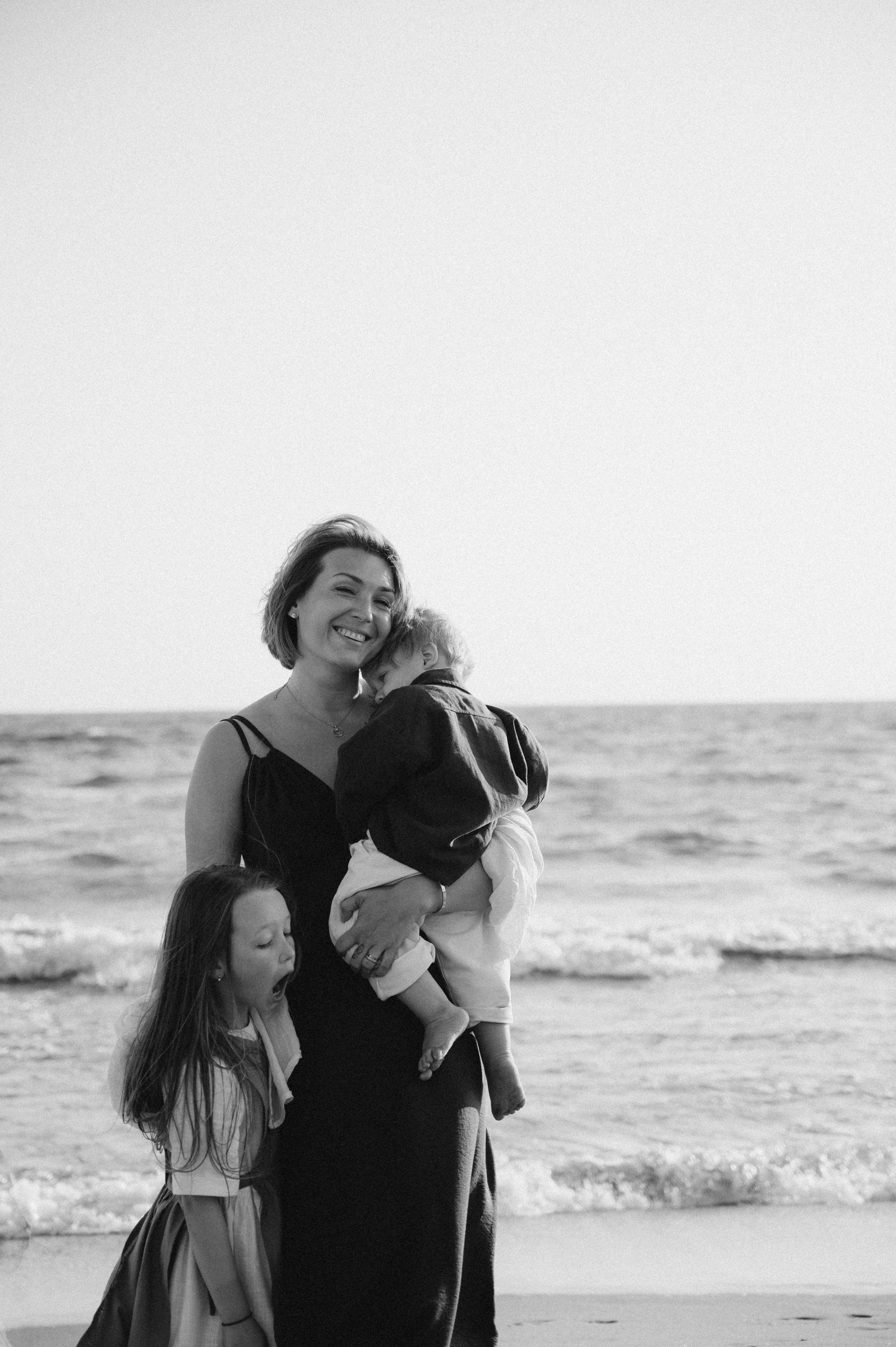 Алина. Профессиональный фотограф беременности в СПБ. Стильные фотосессии беременности в стиле минимализм и классическая фотография