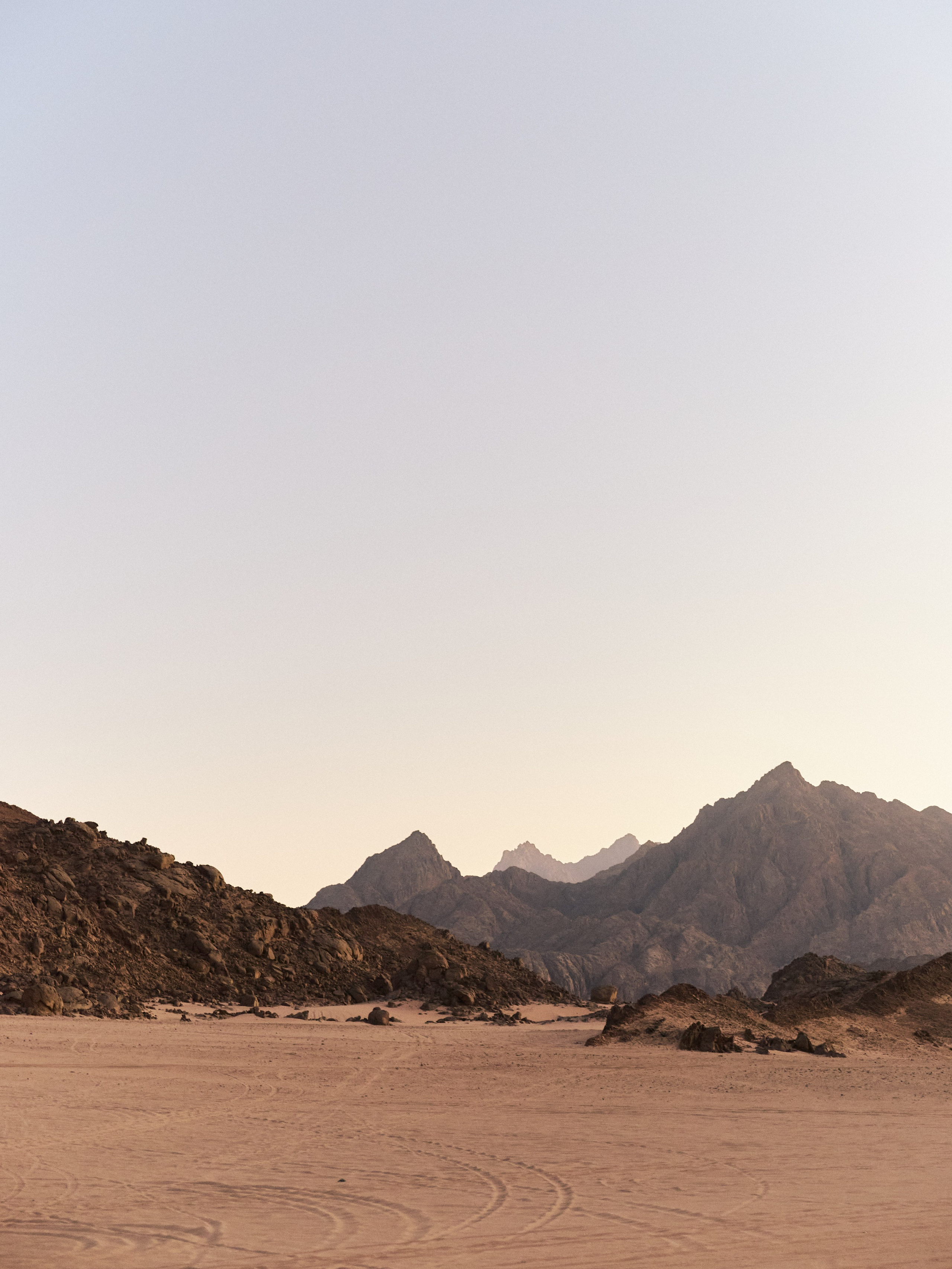 ¼. Jorgis Talè — photographer, kind person, teacher of arts and other mag