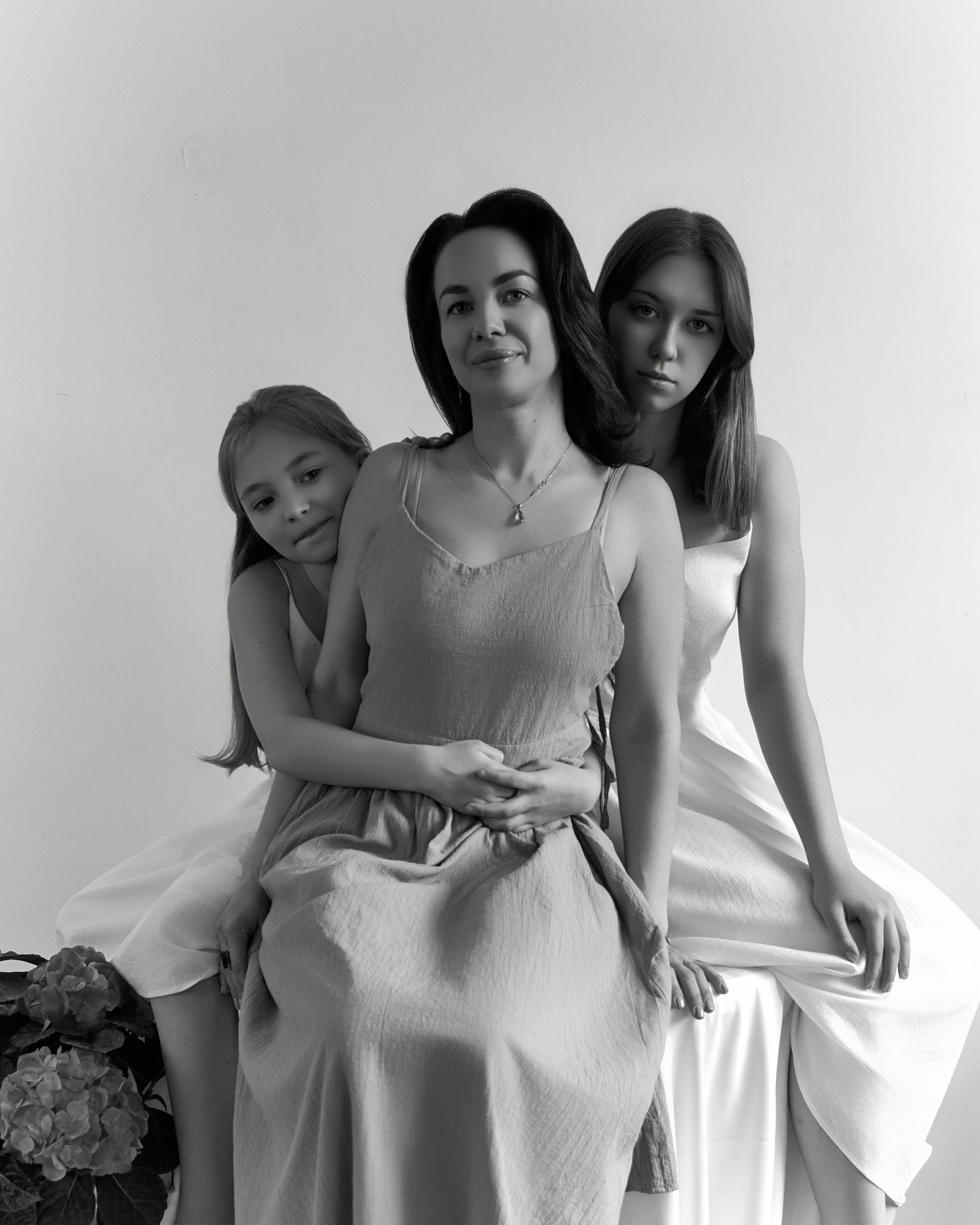 Семейная съемка в гортензиях. Фотограф в Краснодаре Татьяна Вижевитова