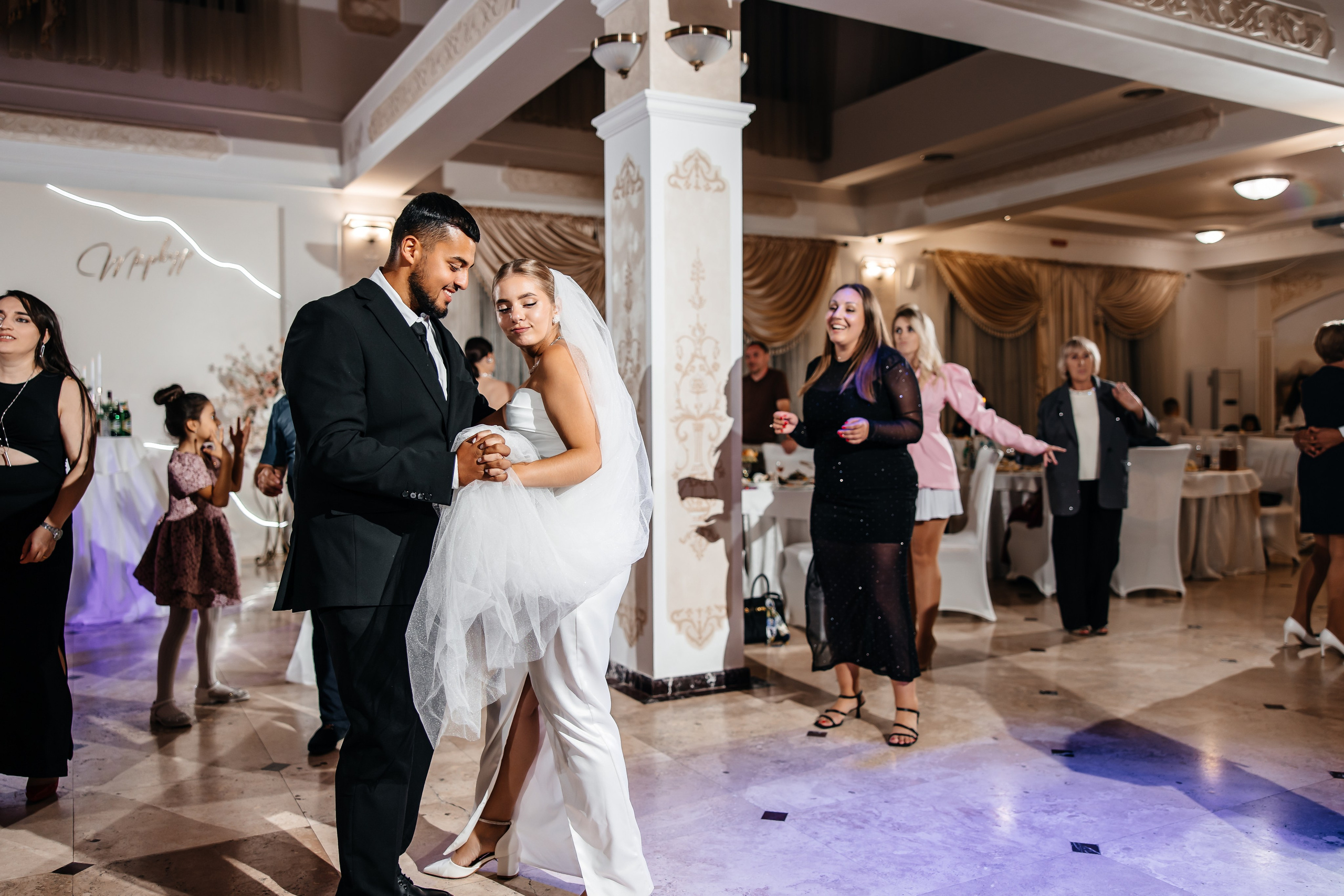 Анонс свадьбы для Арсена и Дианы. Свадебный фотограф в Крыму и Севастополе Ольга Баскакова