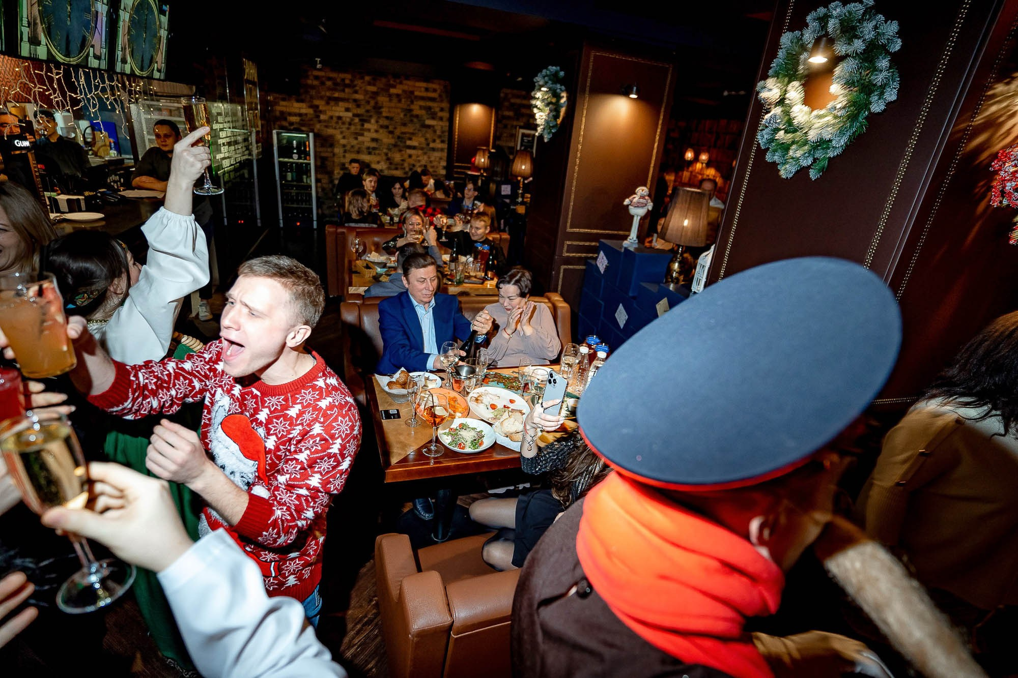 Новый год 2024 в Peoples. Сергей Кошкин. Репортажная и ивент-фотография в Сургуте