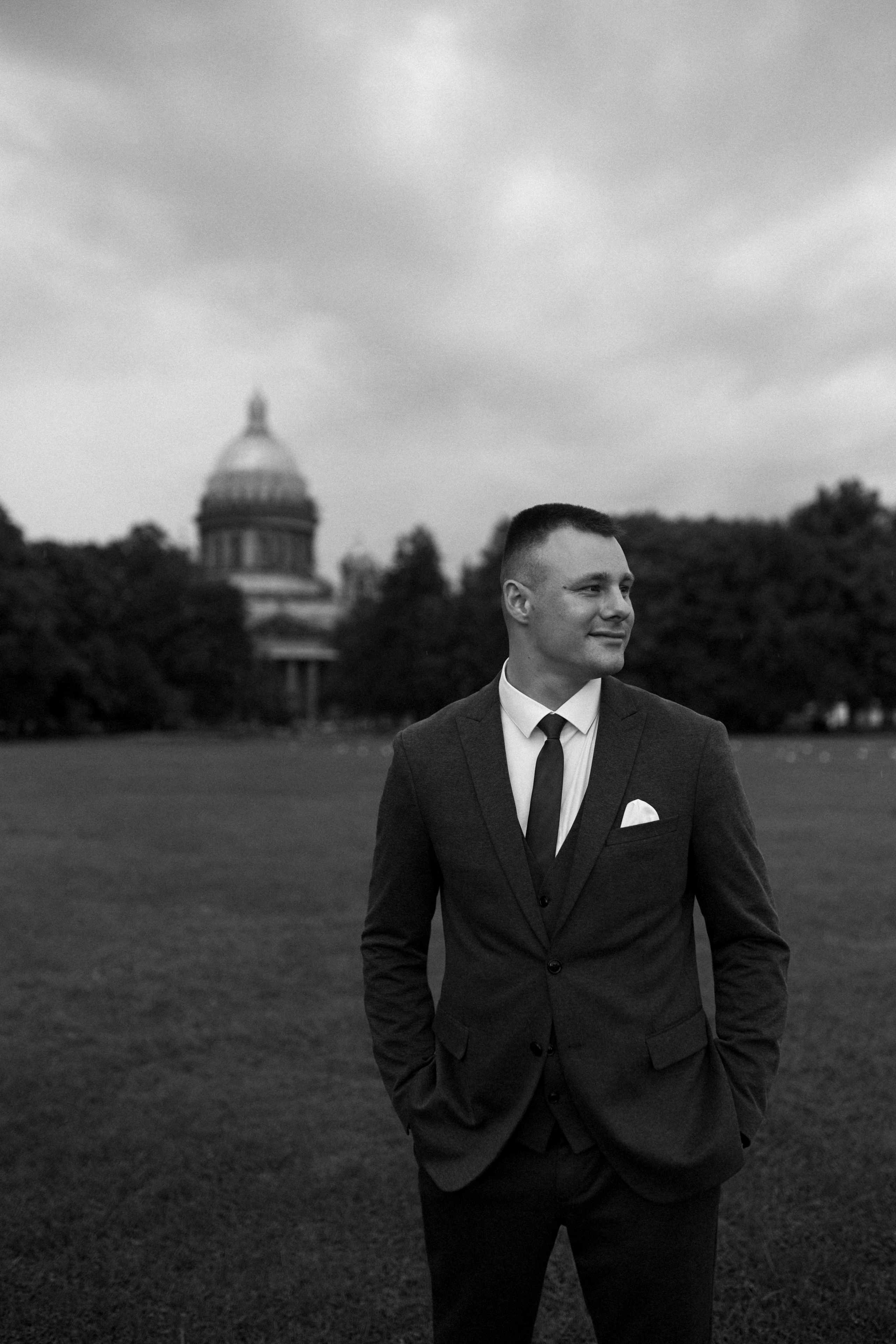 Свадьба в Питере на катере. Сестры Карабаза. Фотографы и ретушеры в Москве и Санкт-Петербурге