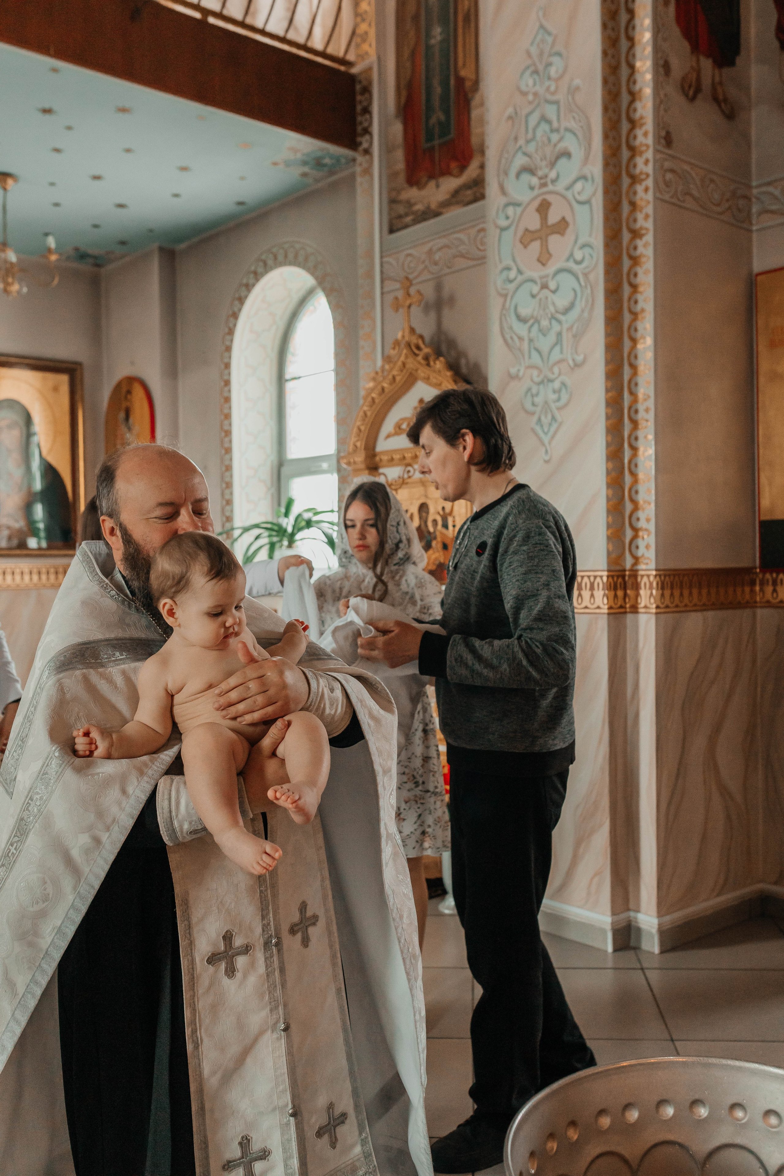 Таинство крещения Анюты и Есении. Фотограф в городе Сальск