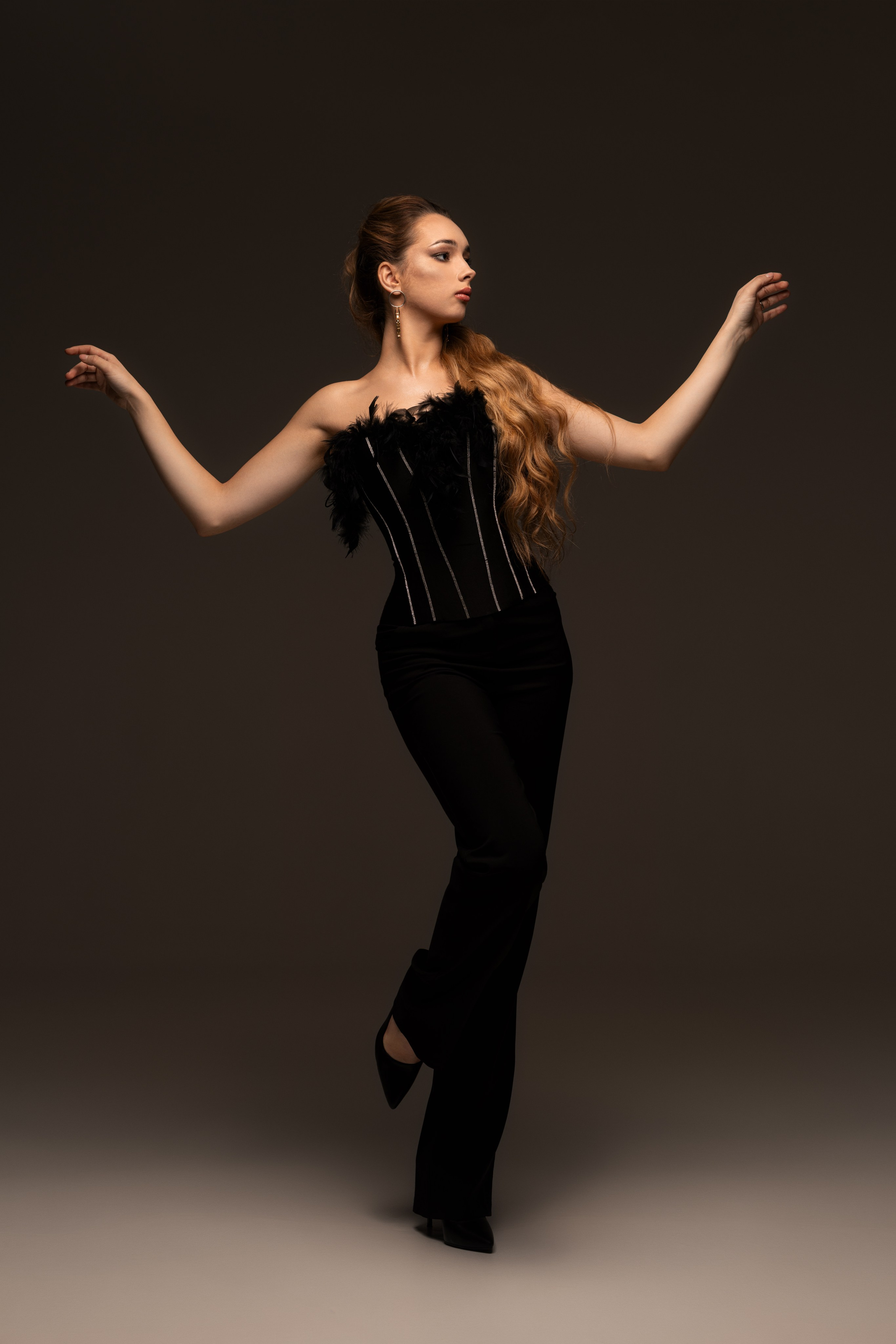 Студийная съемка с Полиной на циклораме в формате для «себя». Дмитрий Шульгин, портретный фотограф в Воронеже