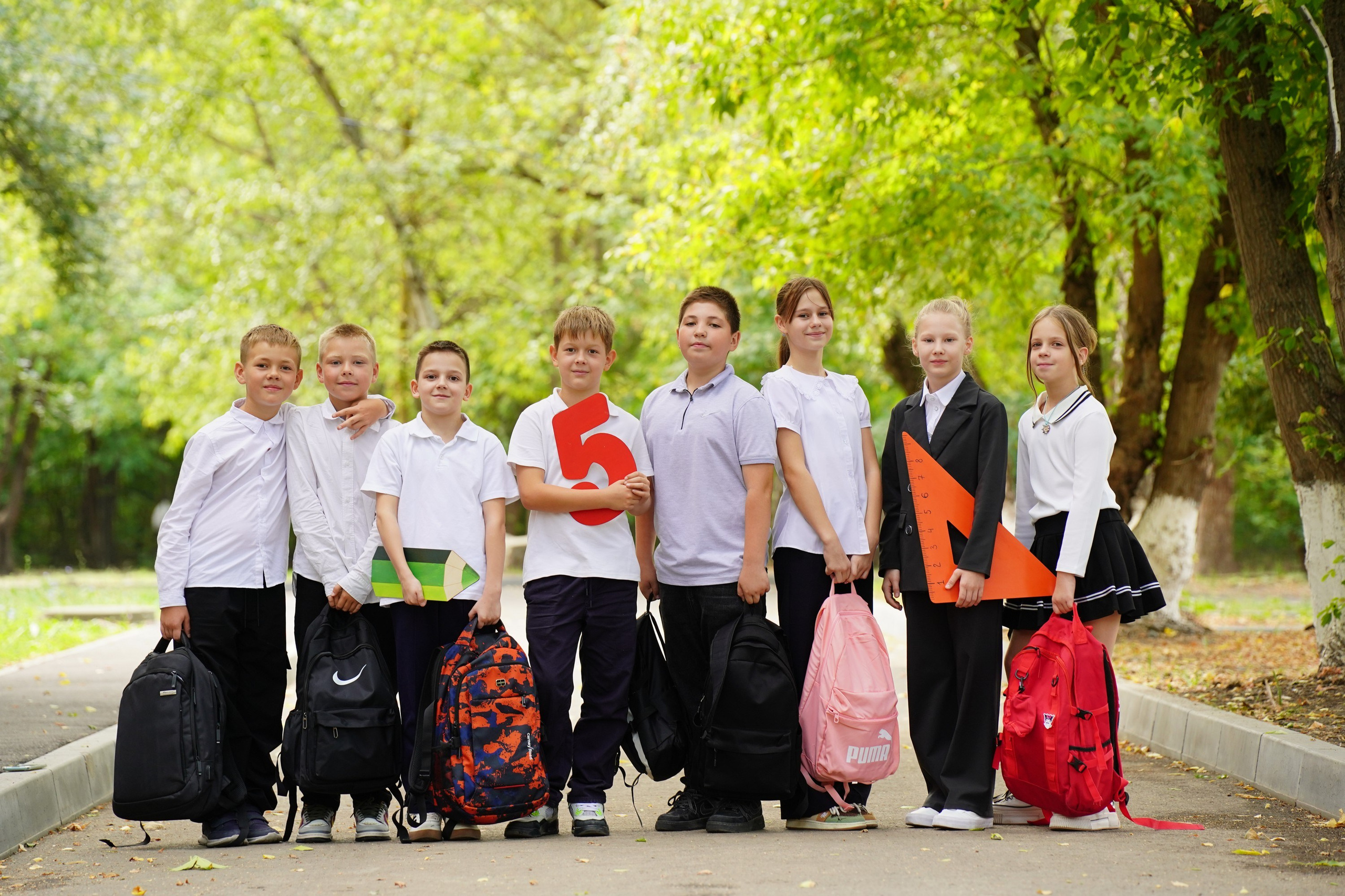Фотосессии на улице. MEMENTO.Выпускные альбомы, школьные, юбилейные и другие книги. Ростов-на-Дону