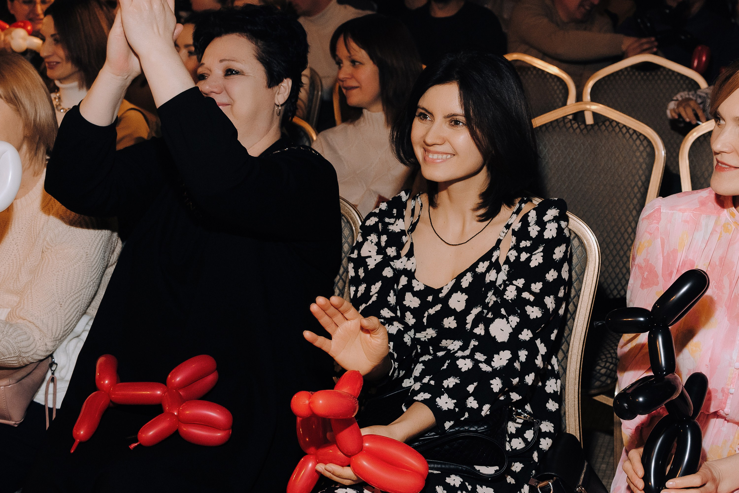 СПЕКТАКЛЬ «ВОЛШЕБНЫЕ ОЧКИ» ОПТИК-ЦЕНТР. Репортажный фотограф Зуев Роман г. Челябинск