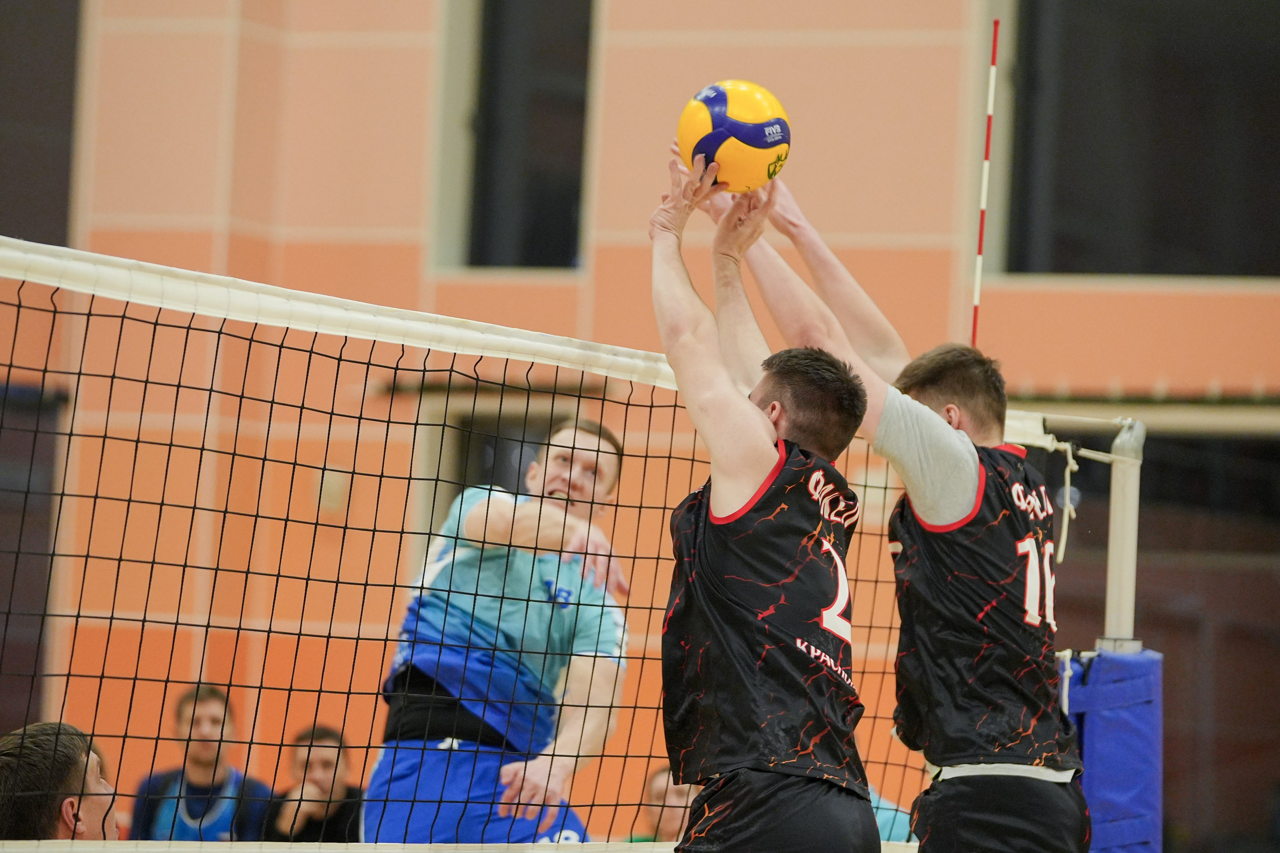 Волейбол. Репортажный фотограф Красноярск Алекс Чампакхам