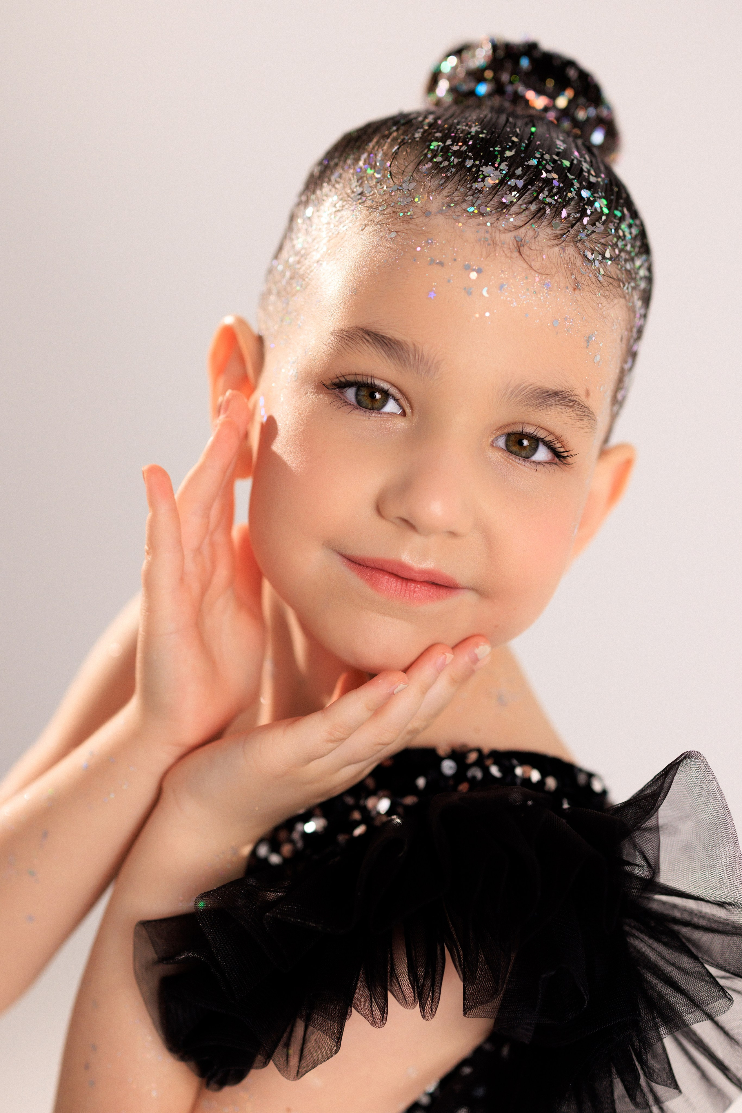 Фотосессия к Дню рождения девочки 6 лет. Семейный и детский фотограф в Краснодаре Анна Трашкова