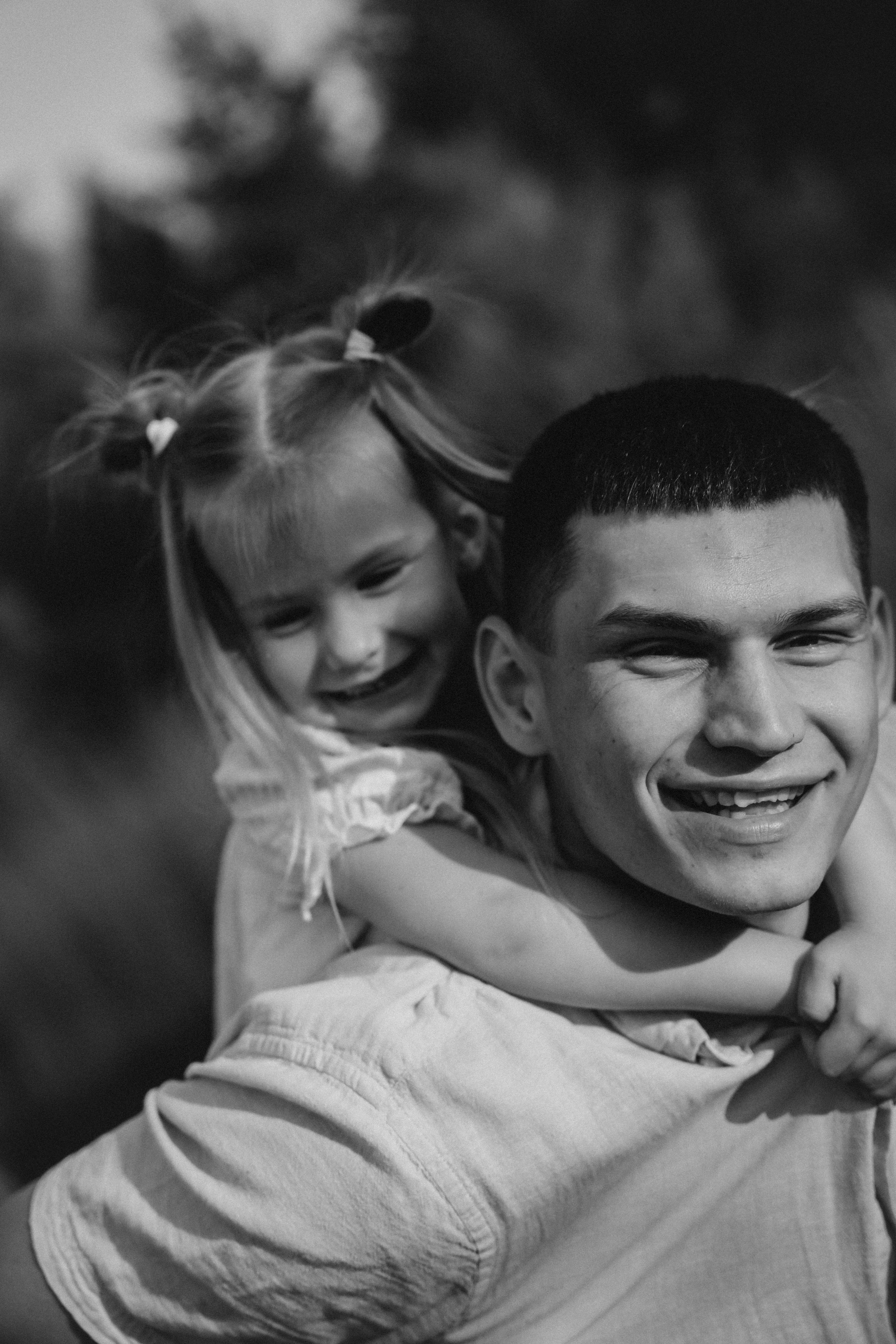 Андрей, Алина и Тая. Главная