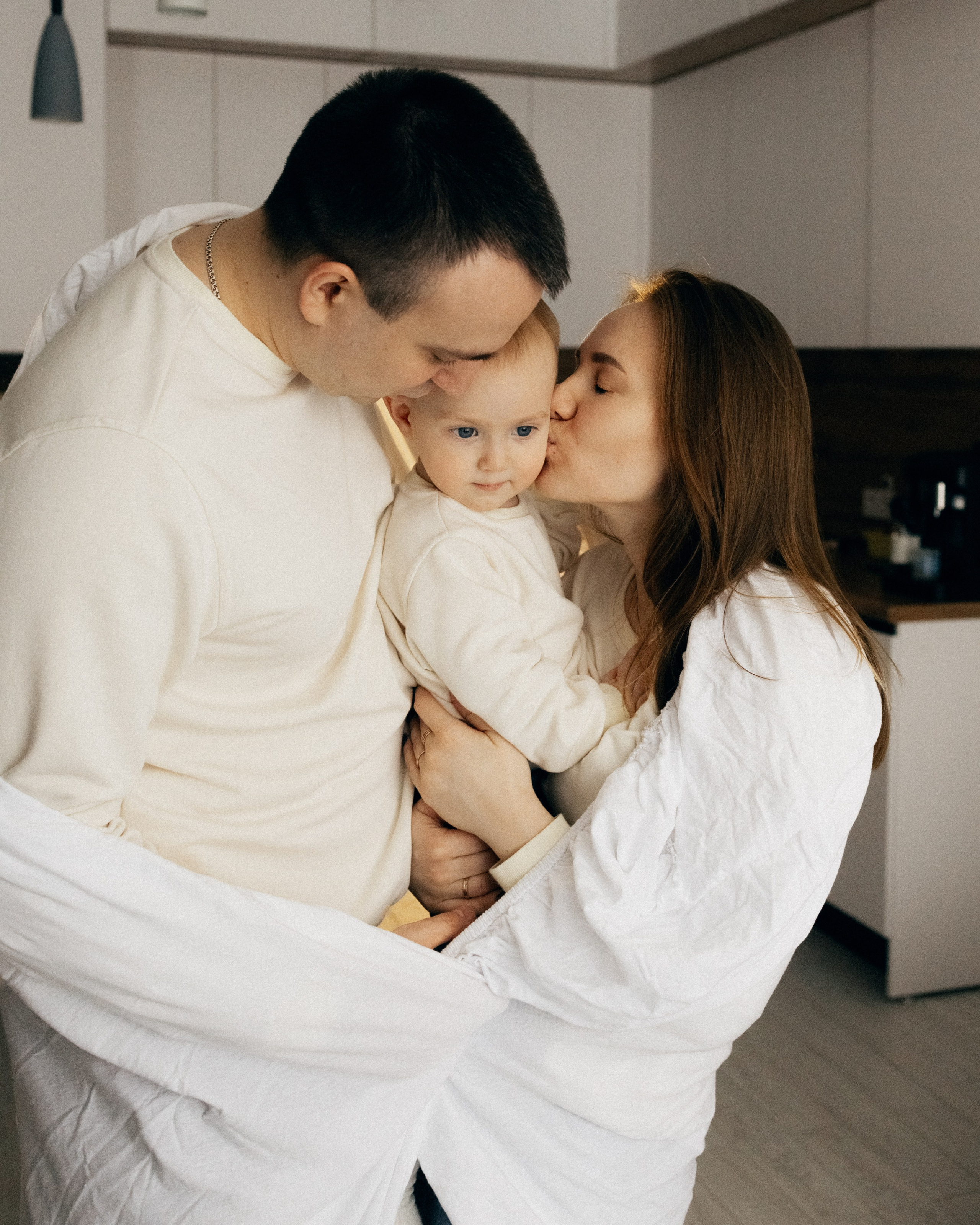 Домашнее утро. Свадебный и портретный фотограф в Новосибирске Любовь Исакова