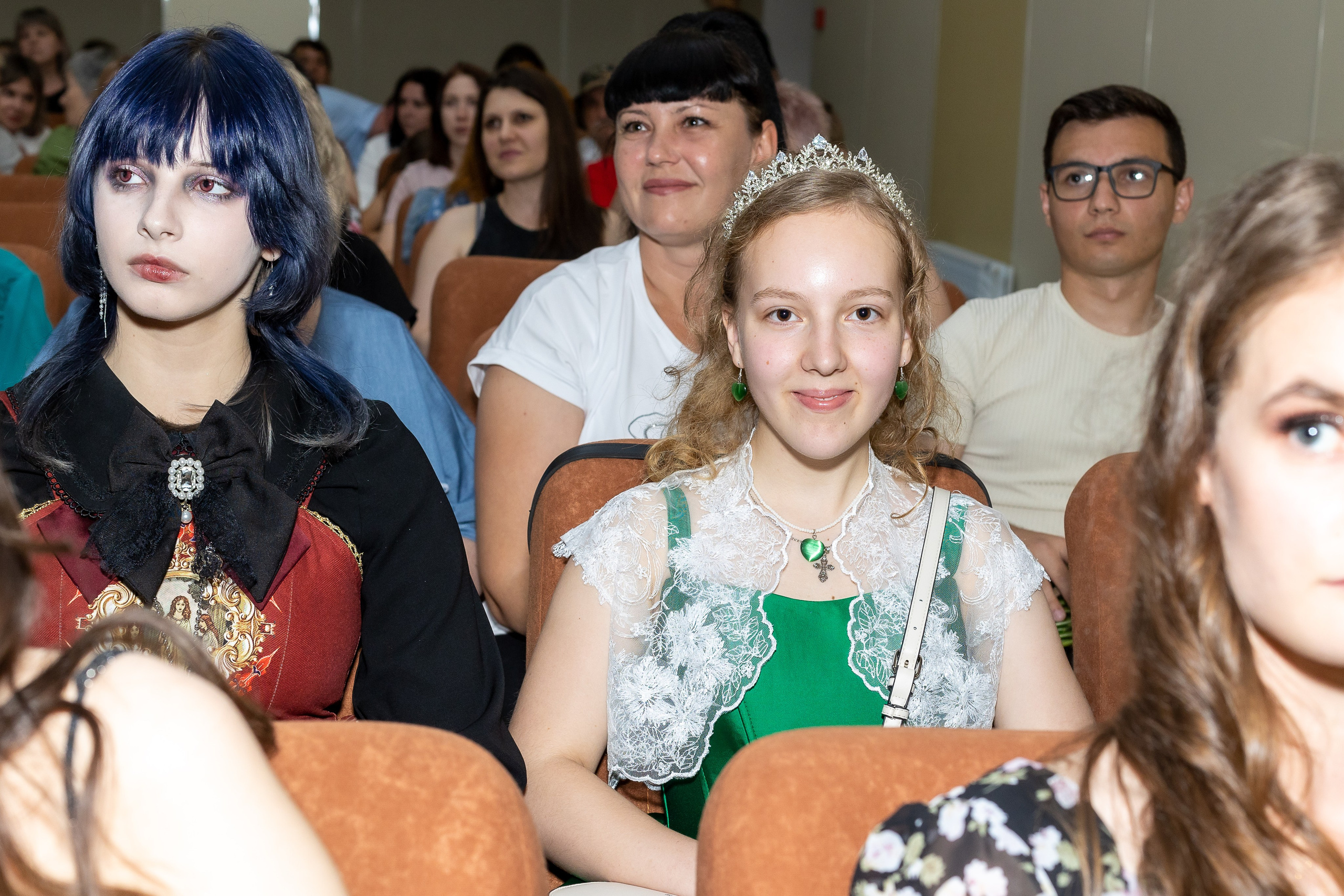 Вручение аттестата 2025. Выпускные альбомы Майкоп, Краснодар Елена Золотарева