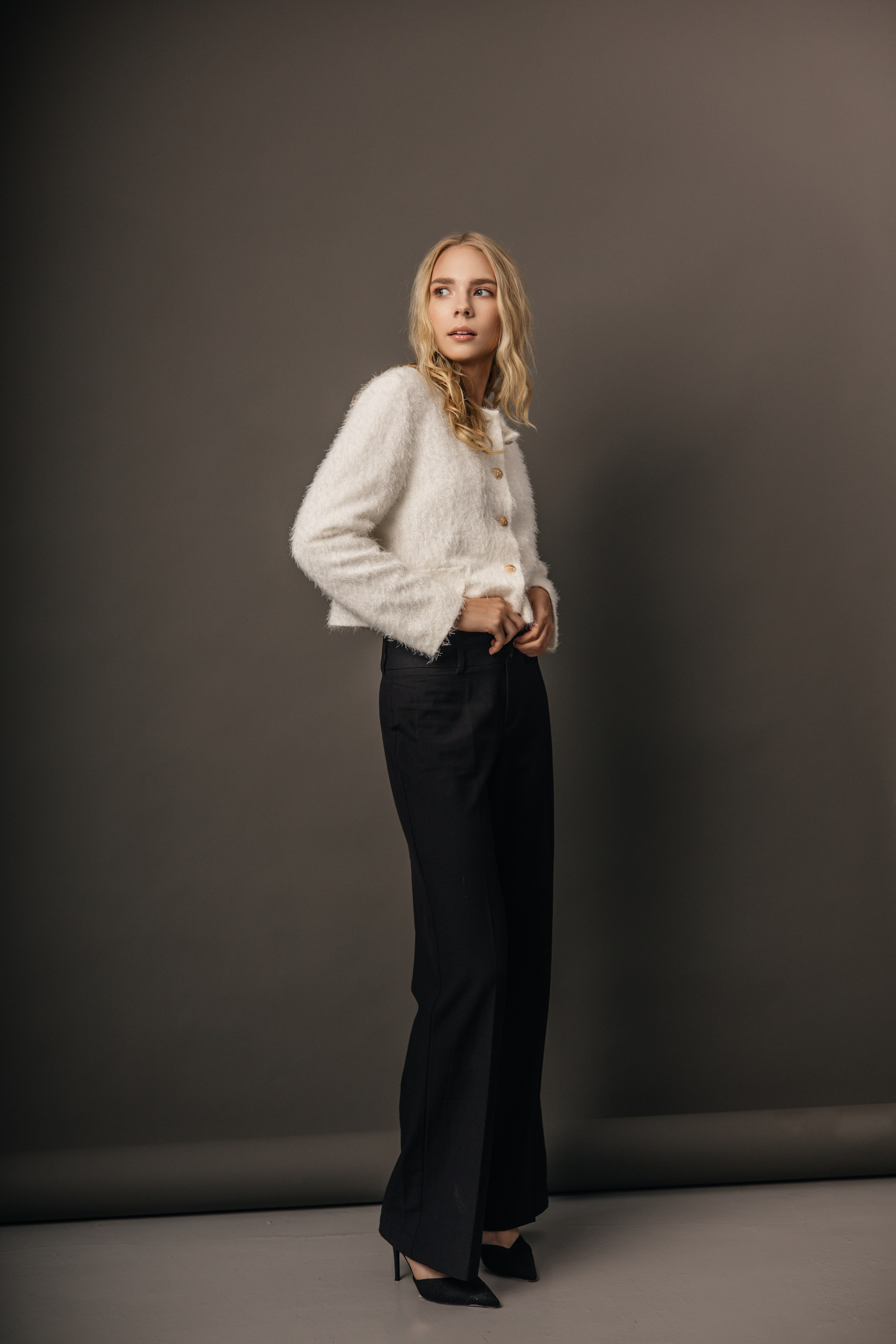 ЖЕНСКИЕ ПОРТРЕТЫ. Минимализм. Портретный, свадебный, репортажный фотограф во Владивостоке Юлиана Джули Фокс