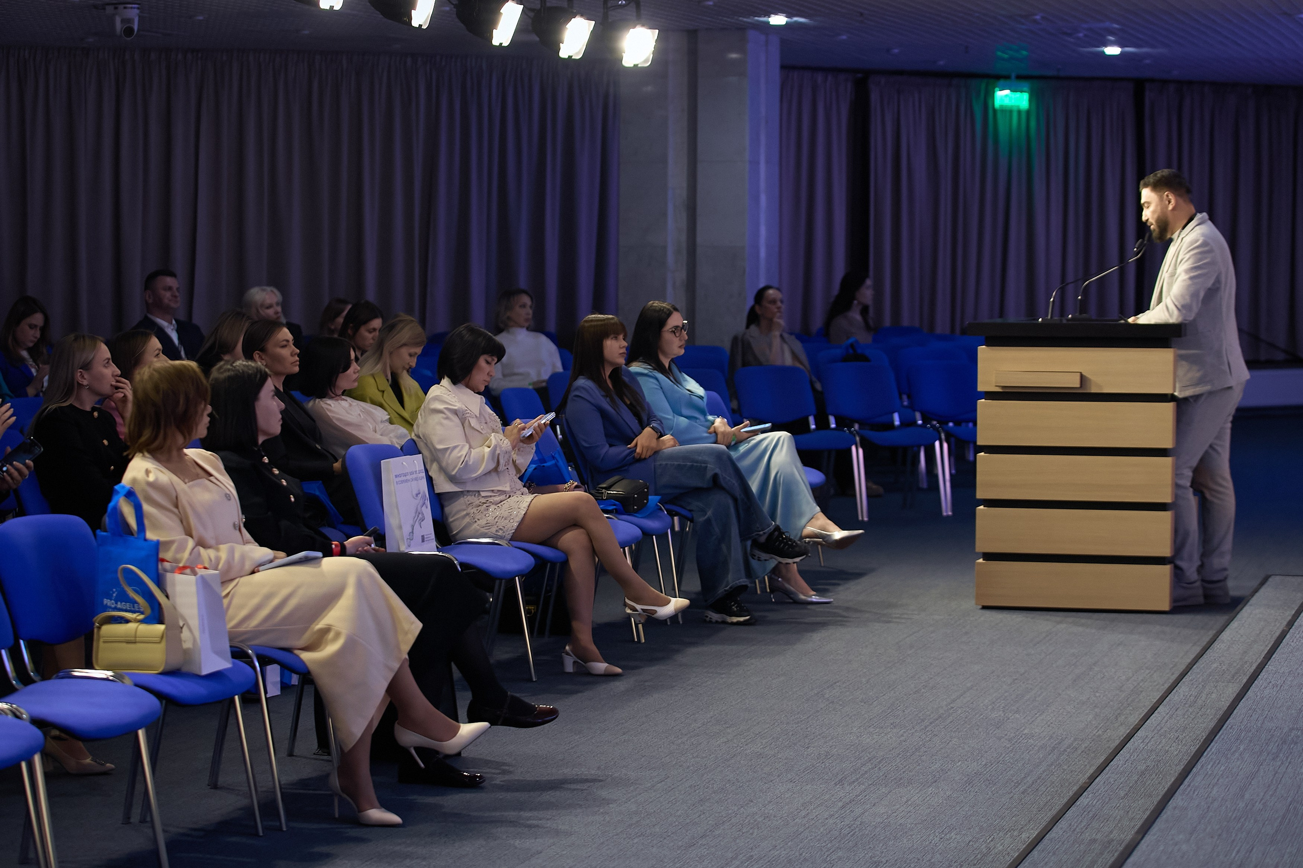 СПИКЕРЫ. PRO-AGELESS