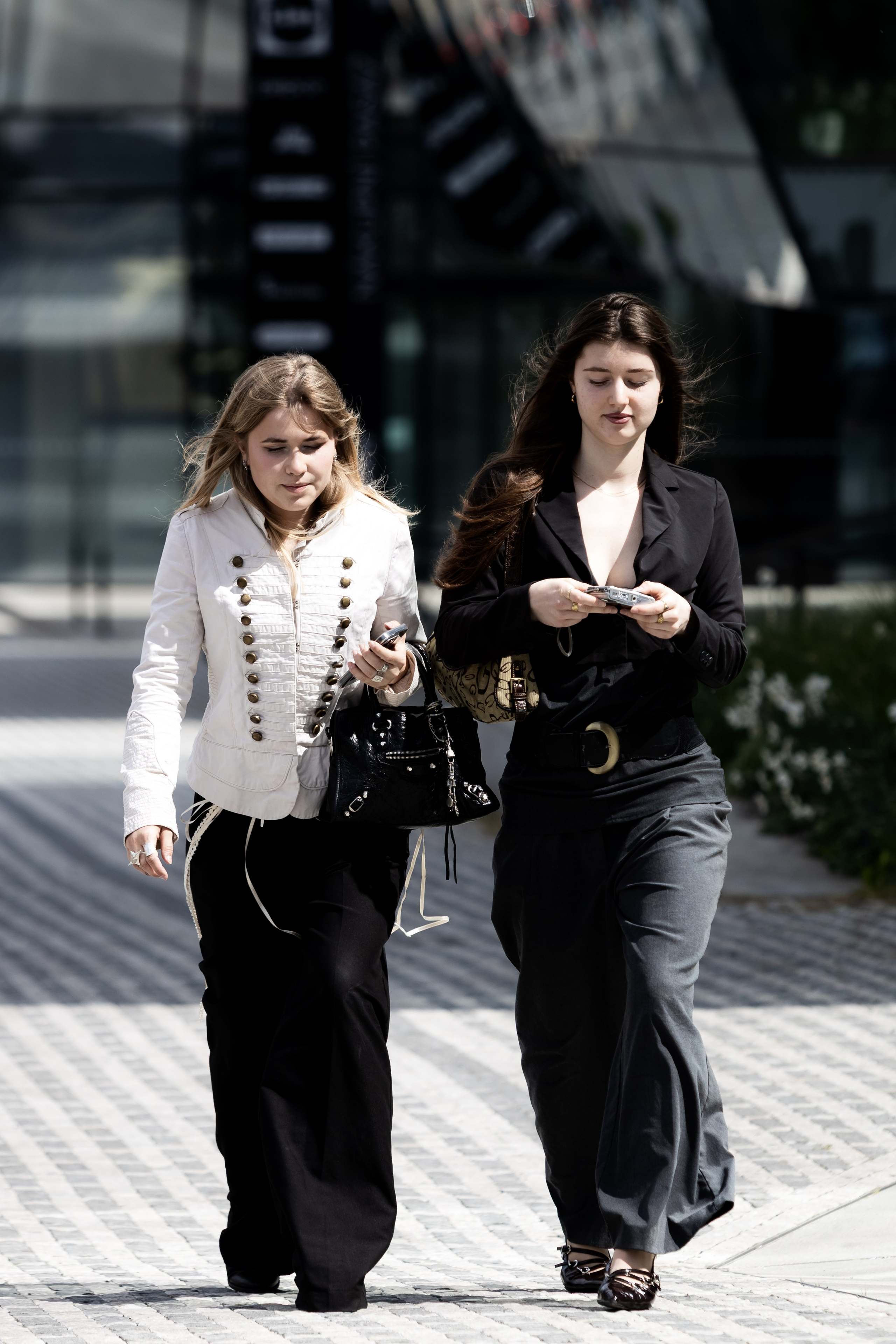 Mercedes-Benz Prague Fashion Week 2026 | Street-style. Photographer in Prague Alexander Pivovarov
