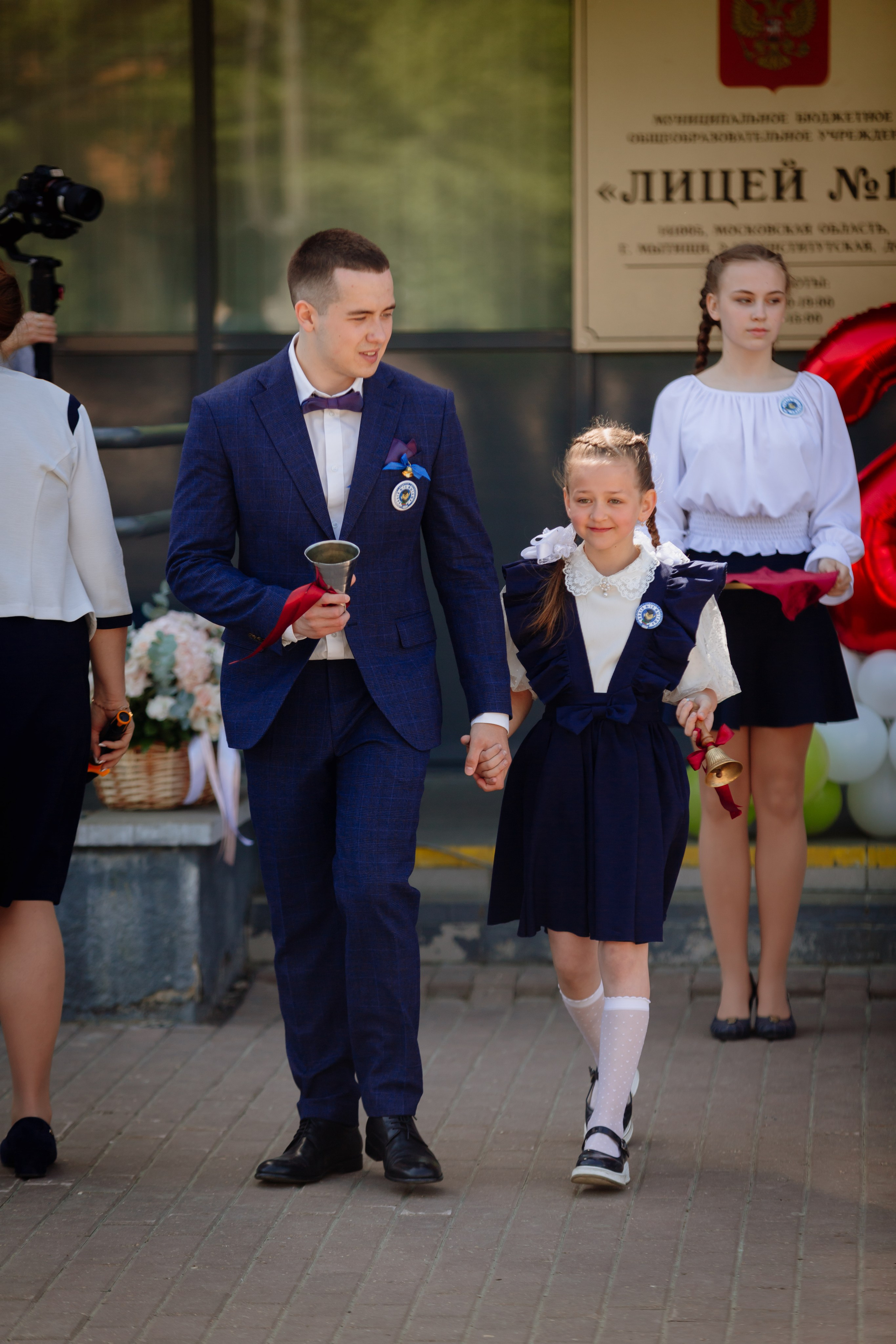 Последний звонок 2024 (2 часа фотосъемки). Профессиональный фотограф Надежда Антонова