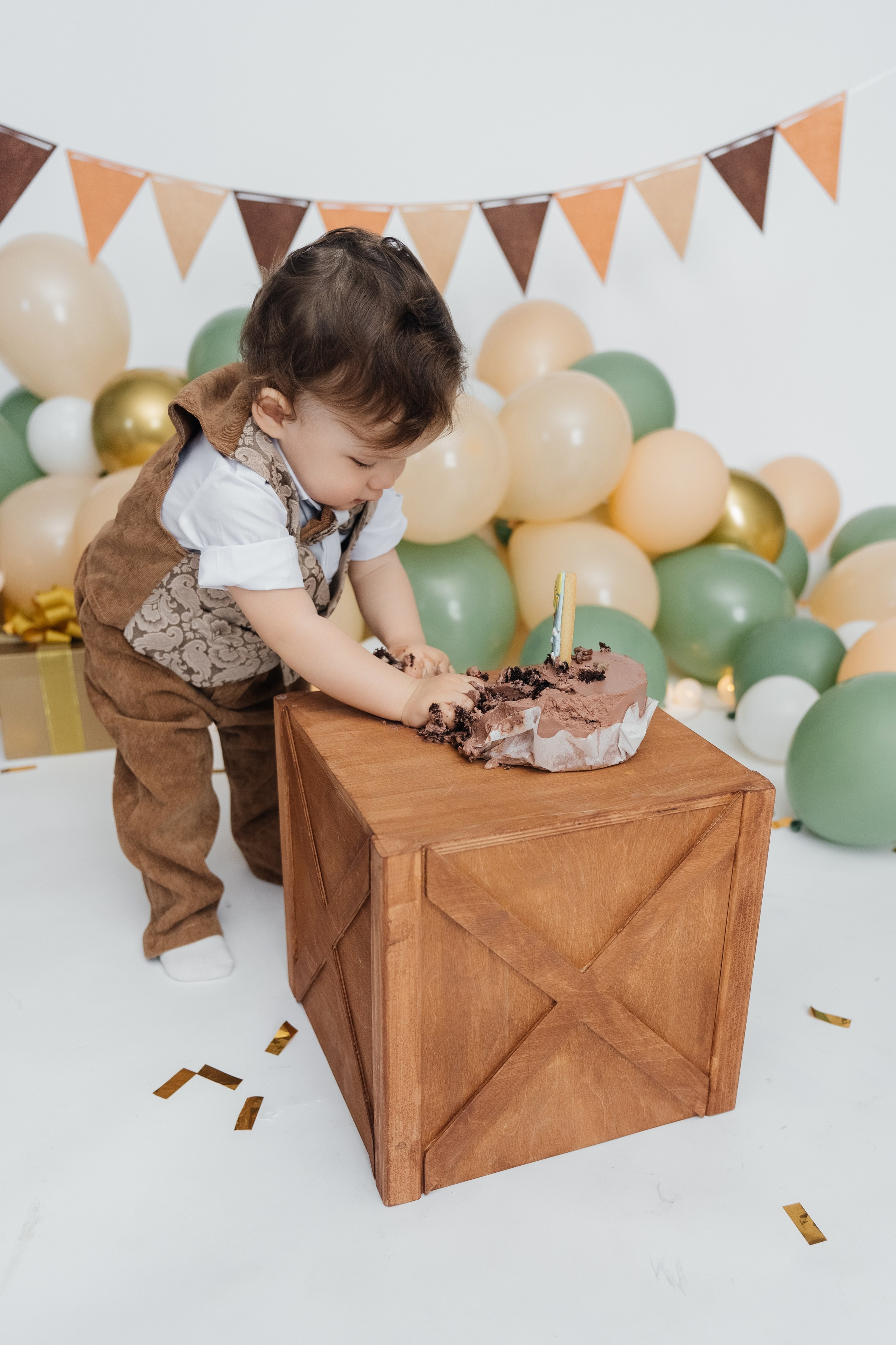 Детский гардероб. Лана Абрамян-Фотограф новорожденных и беременных в Новороссийске Анапе