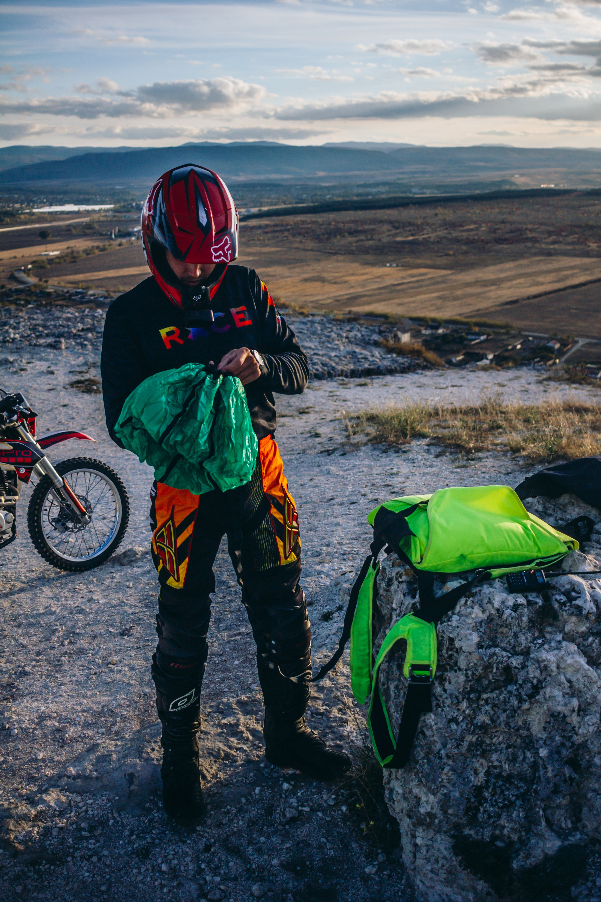 MOTOBASE. Фотограф в Крыму Григорий