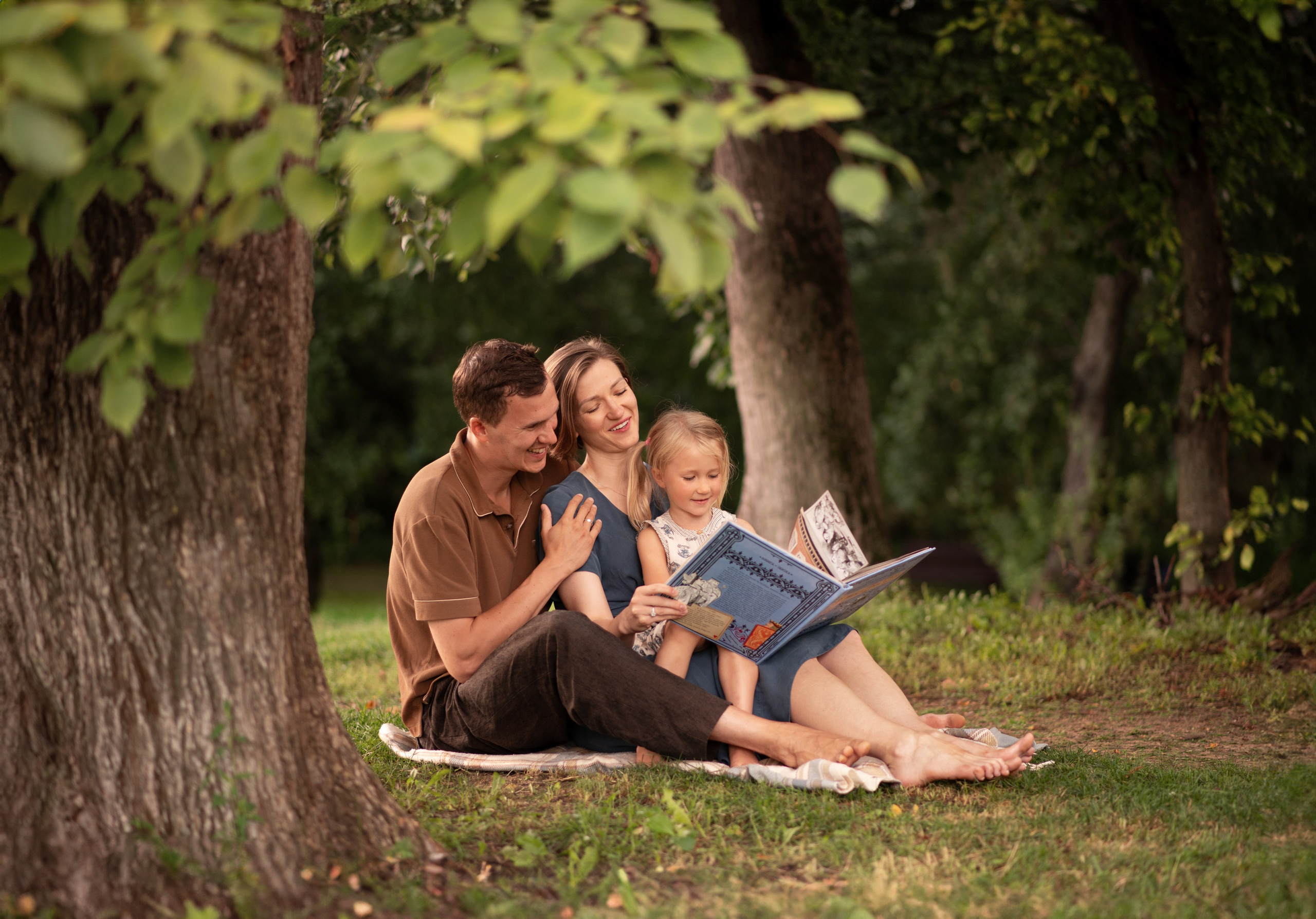 Семейная съемка на природе. Семейный и детский фотограф в Москве Анна Оськина