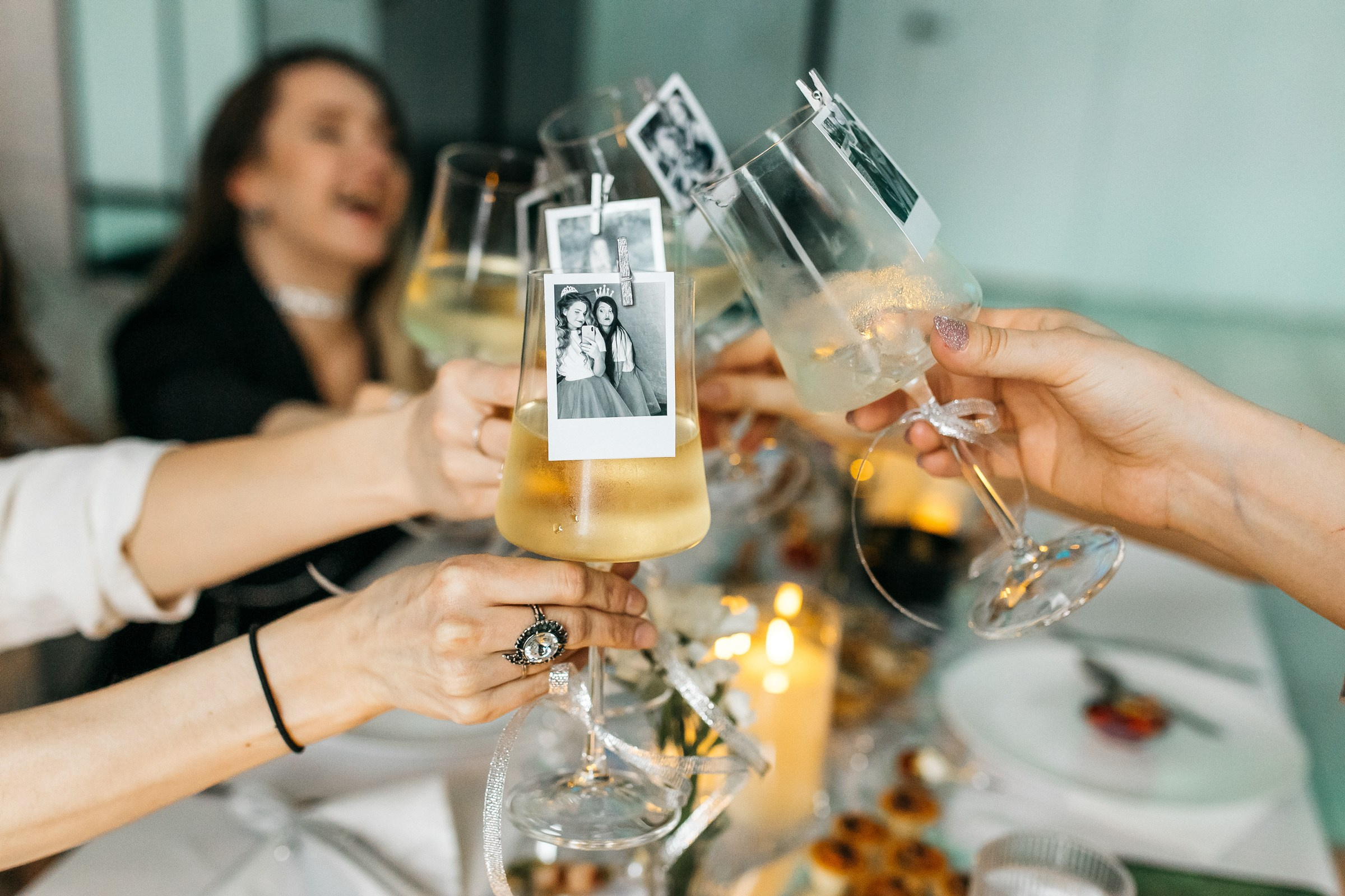 Позитивный репортажный фотограф на День Рождение, юбилей Питер