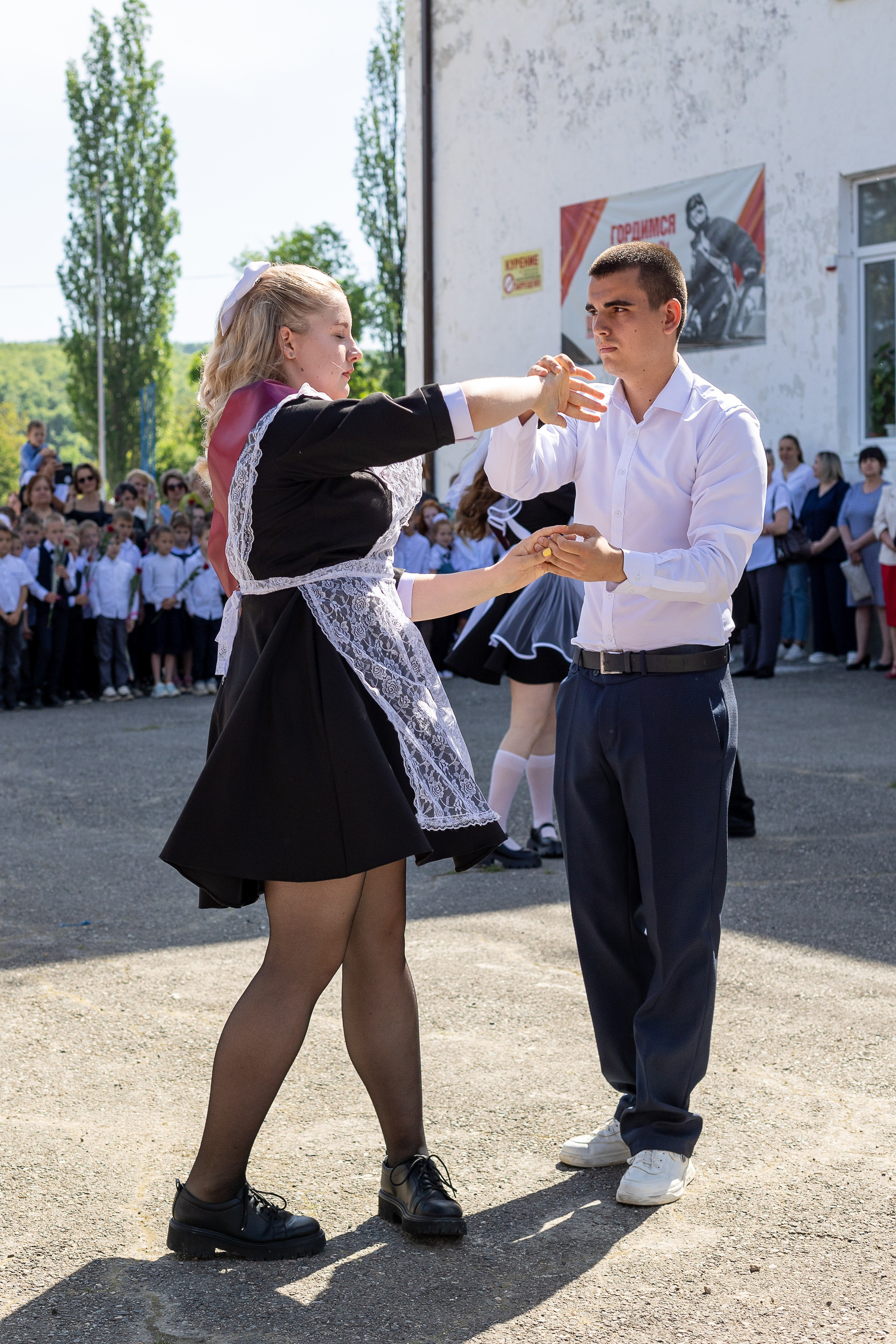 Последний звонок. Выпускные альбомы Майкоп, Краснодар Елена Золотарева