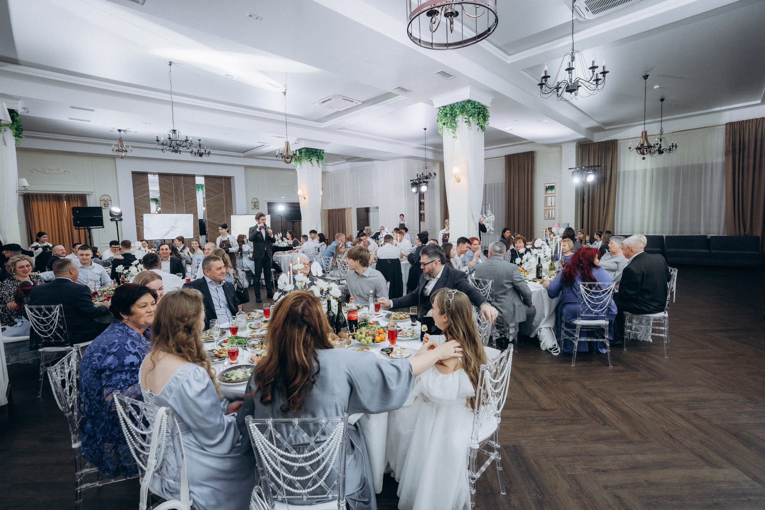 СЬЕМКА СВАДЕБНОГО БАНКЕТА (СНЯТО В СИБИРЕ В НИЖНЕВАРТОВСКЕ). Профессиональный фотограф, Санкт-Петербург — Виктория Богомолова