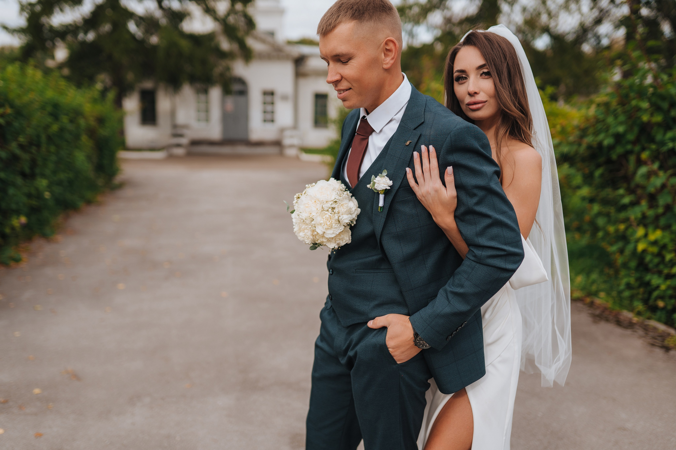 Старый Каменск, прогулка жениха и невесты