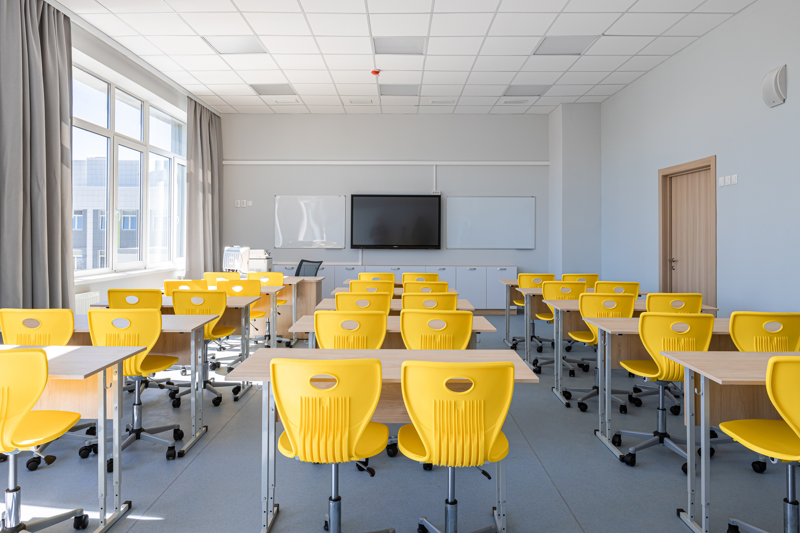 «Умная» школа № 74, г. Киров. Дизайнер Алина Вейнкрот. Иван Благушин. Интерьерный и архитектурный фотограф в Москве и Санкт-Петербурге