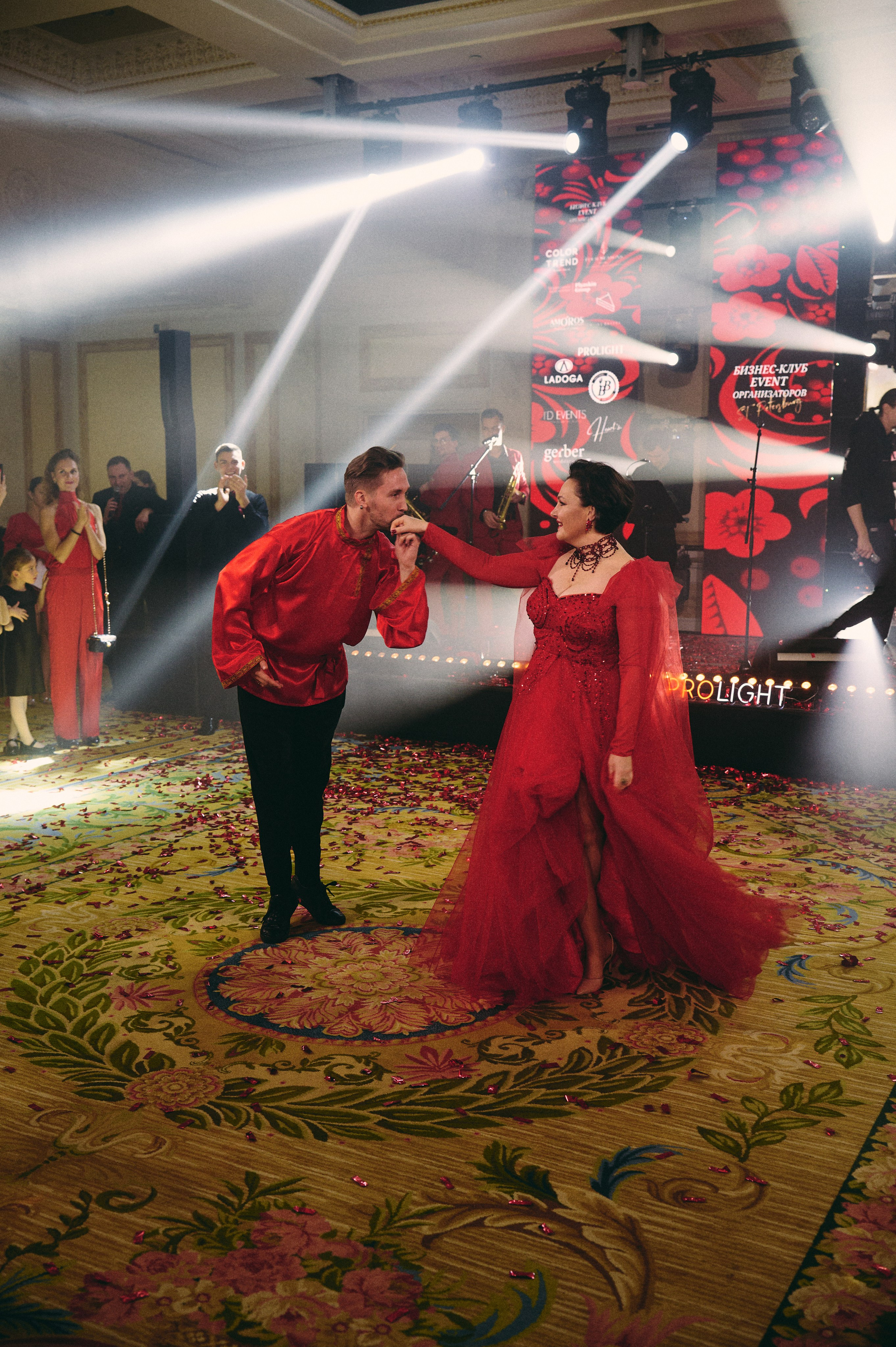 RED BALL (Four Seasons Lion Palace St. Petersburg 5*). Свадебный фотограф в Санкт-Петербурге, Москве, СПб Сергей Поддубный