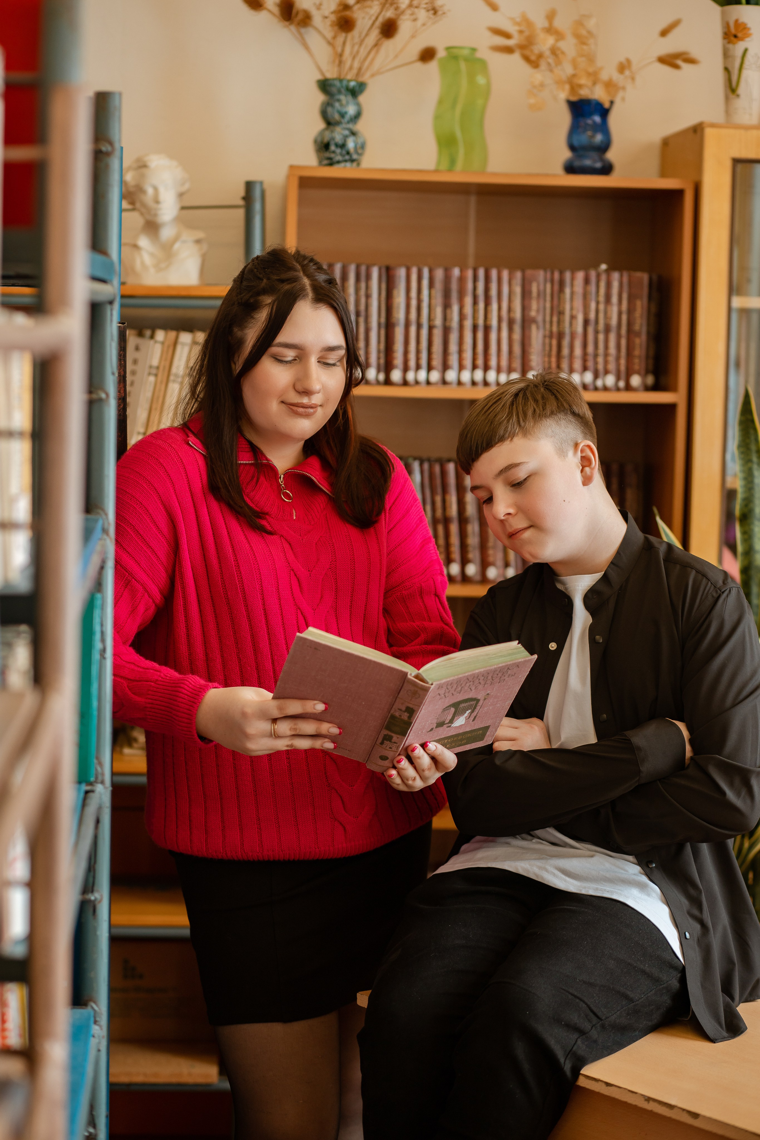 Академическая СОШ, 9 класс. Студия выпускных альбомов Остров