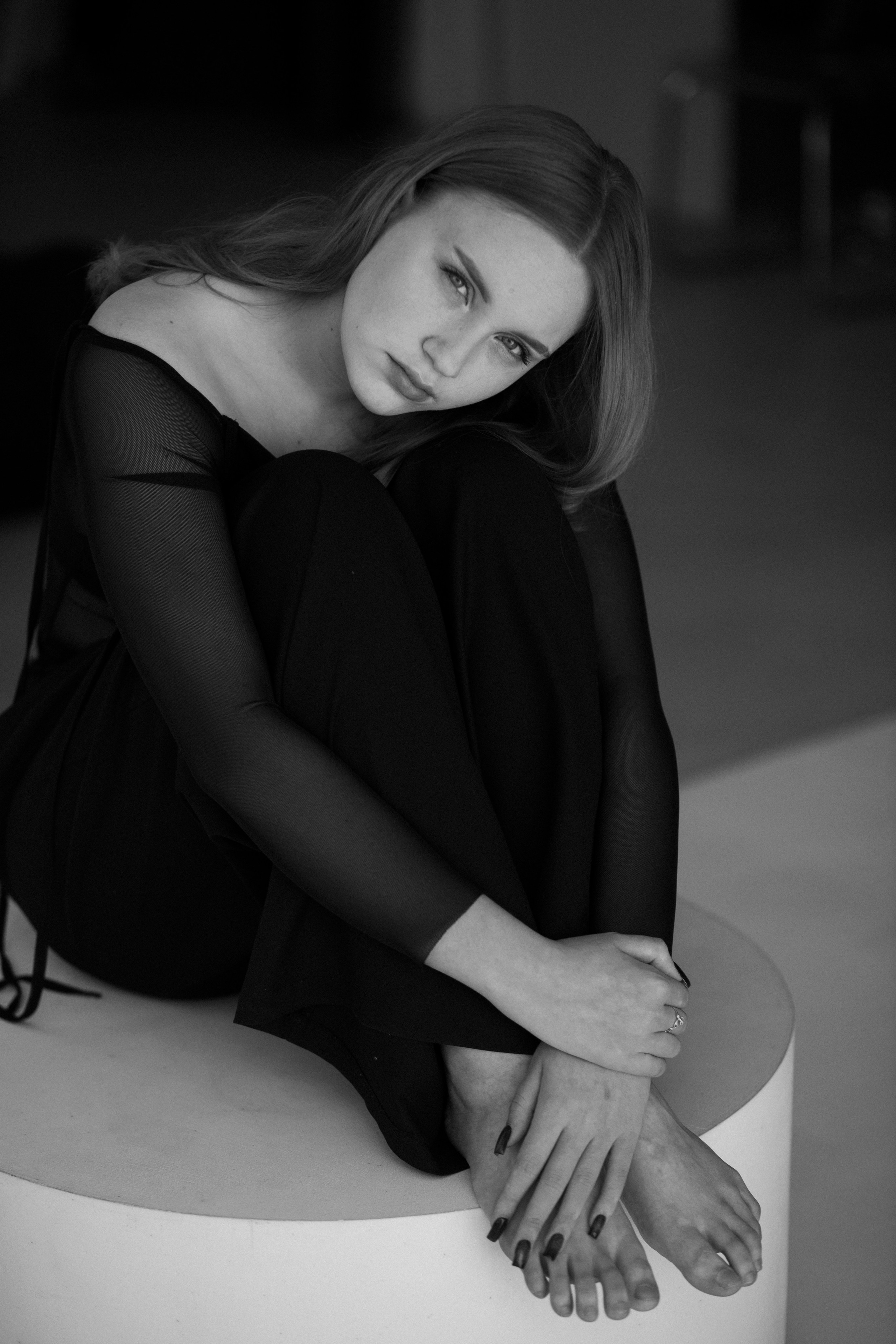 Студийные съемки в ч/б. Женский фотограф в Москве Рина Леонтьева