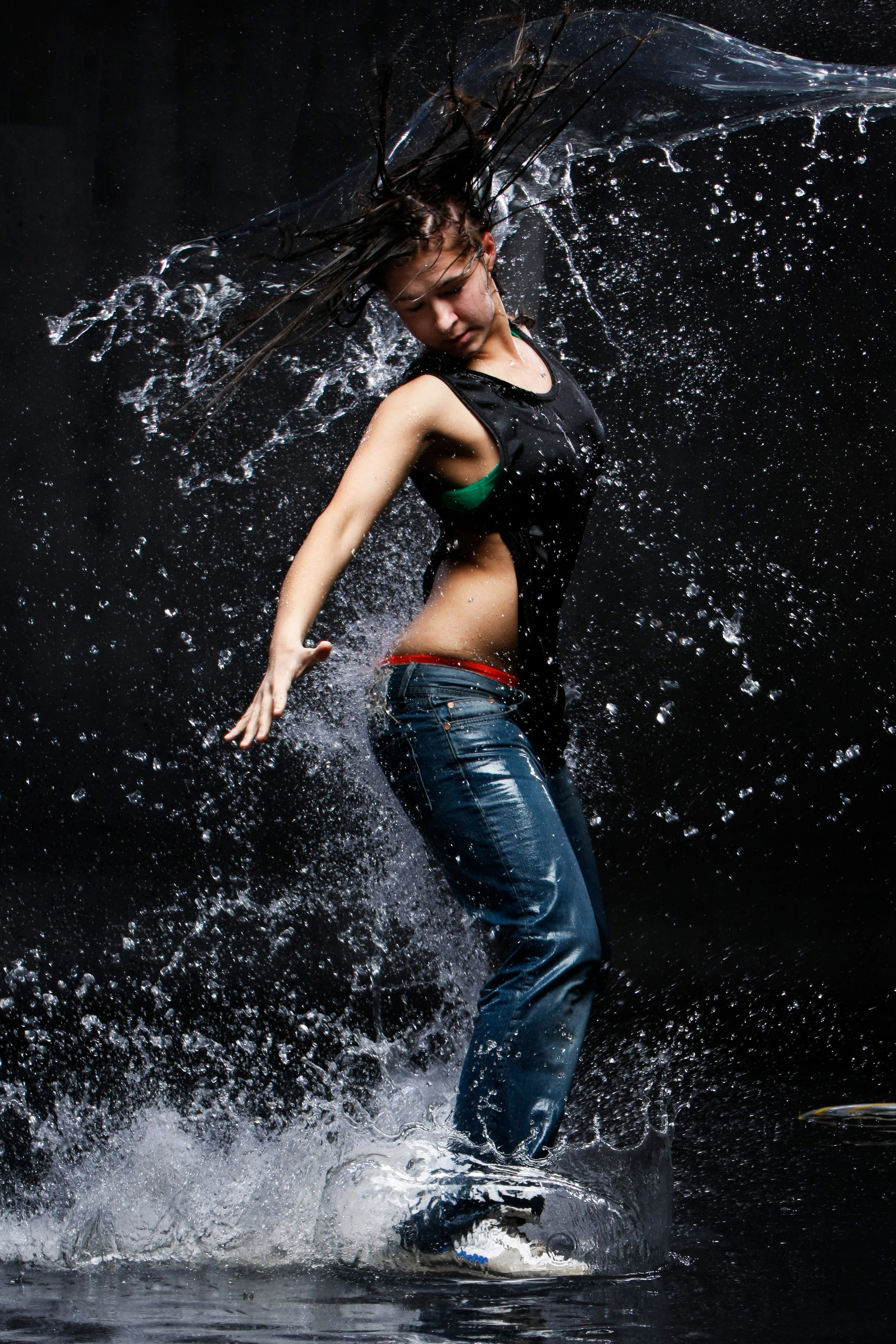 Серия: «AQUA — dances». Мультижанровый фотограф Дарья Strebog